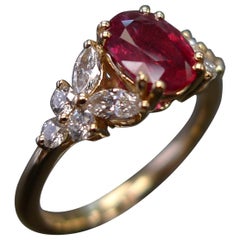 Natürlicher echter Rubin und Marquise Diamanten Ring aus 14k Gelbgold