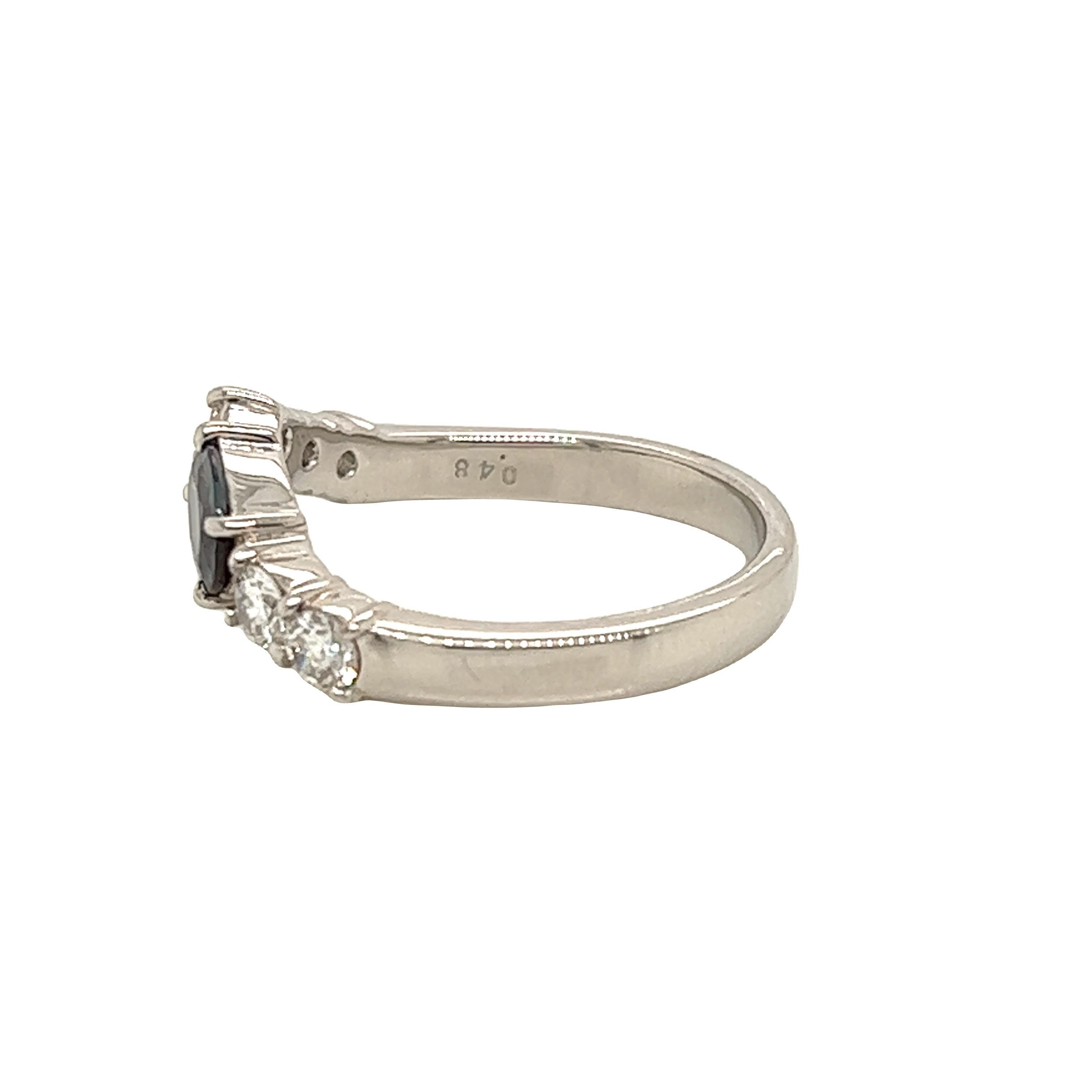 Vintage-Ring, natürlicher GIA-zertifizierter 0,40 Karat brasilianischer Alexandrit & Diamant (Ovalschliff) im Angebot