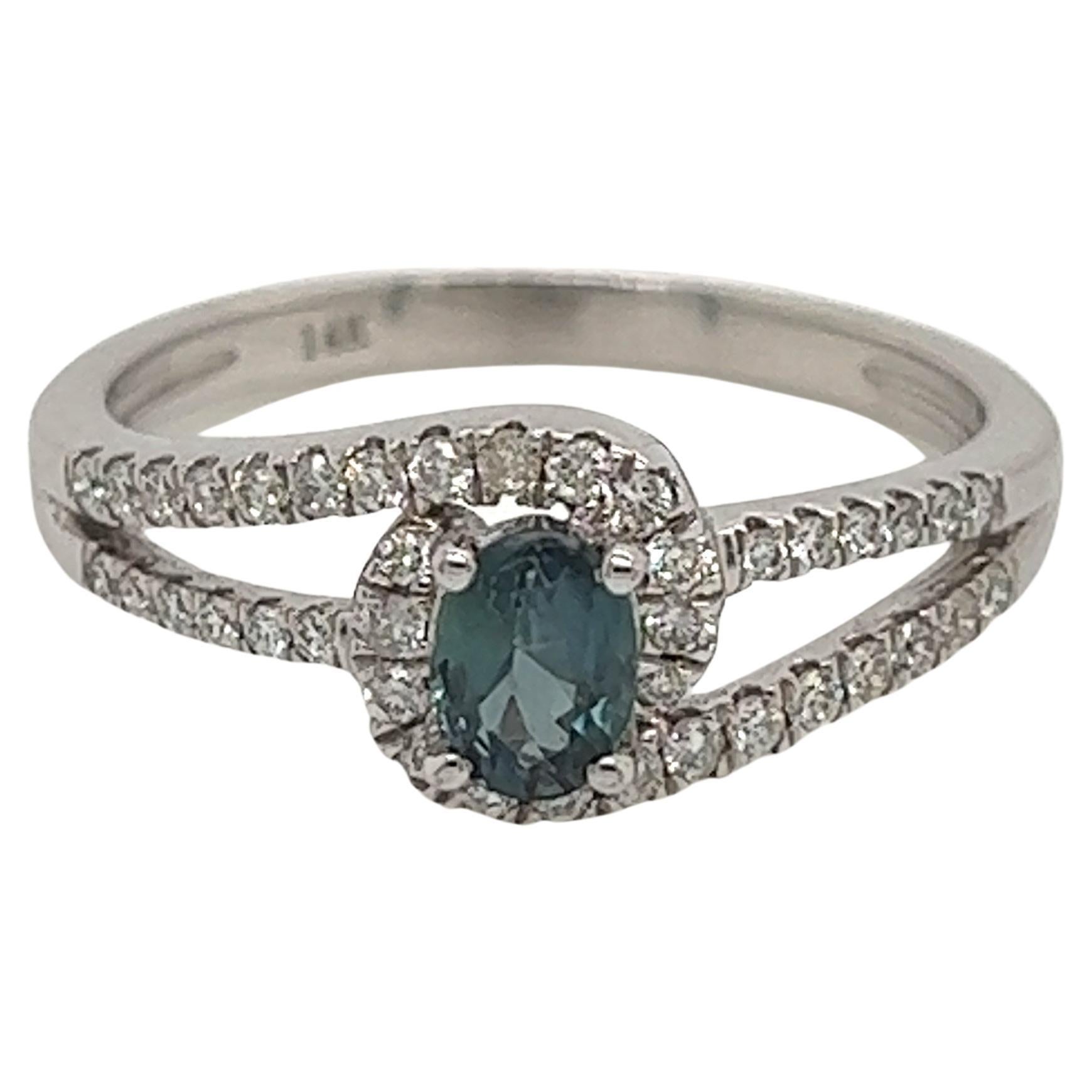 Certifié GIA Natural 0,45 Ct. Bague cocktail alexandrite