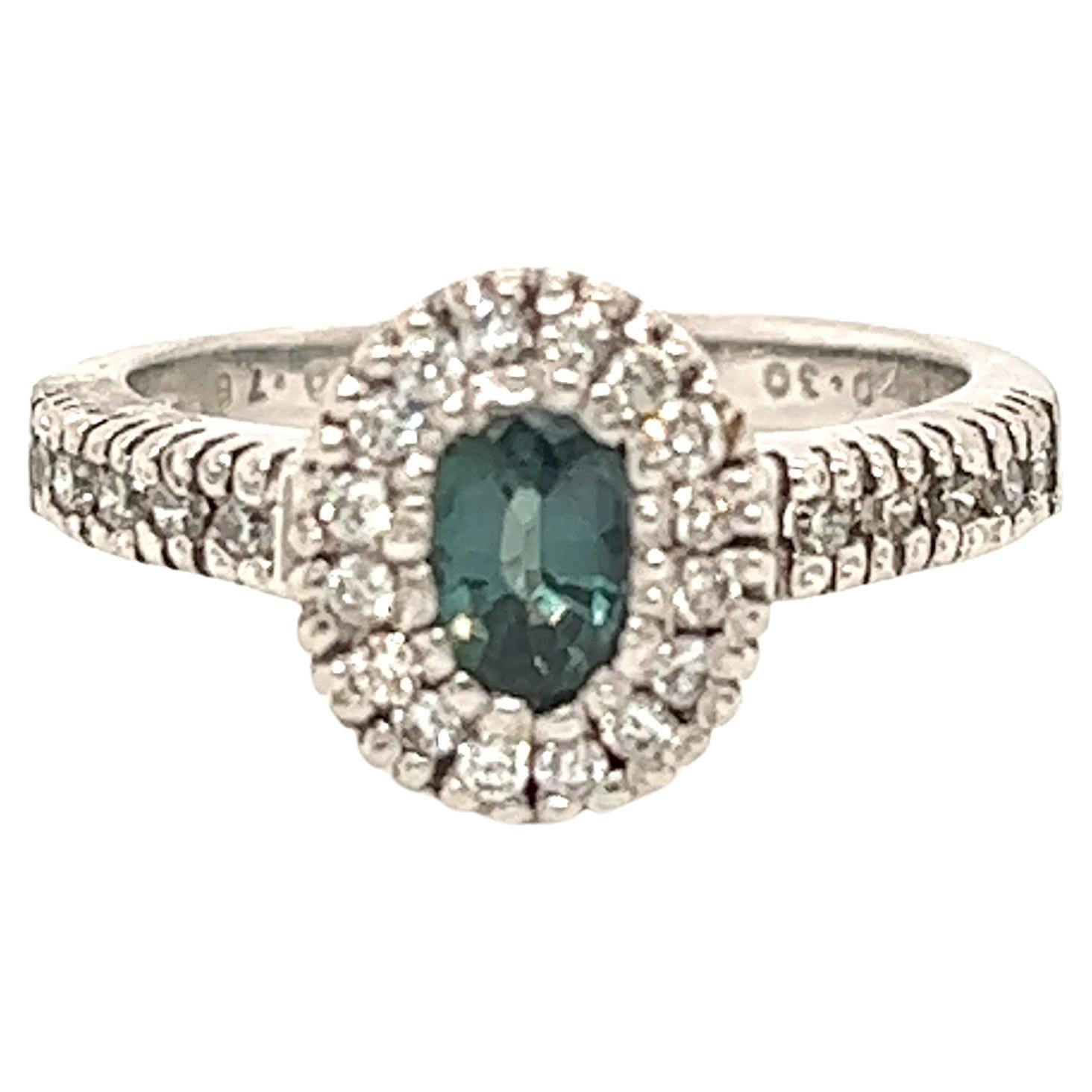 Bague vintage en alexandrite et diamants 0,75 carat certifiés par le GIA