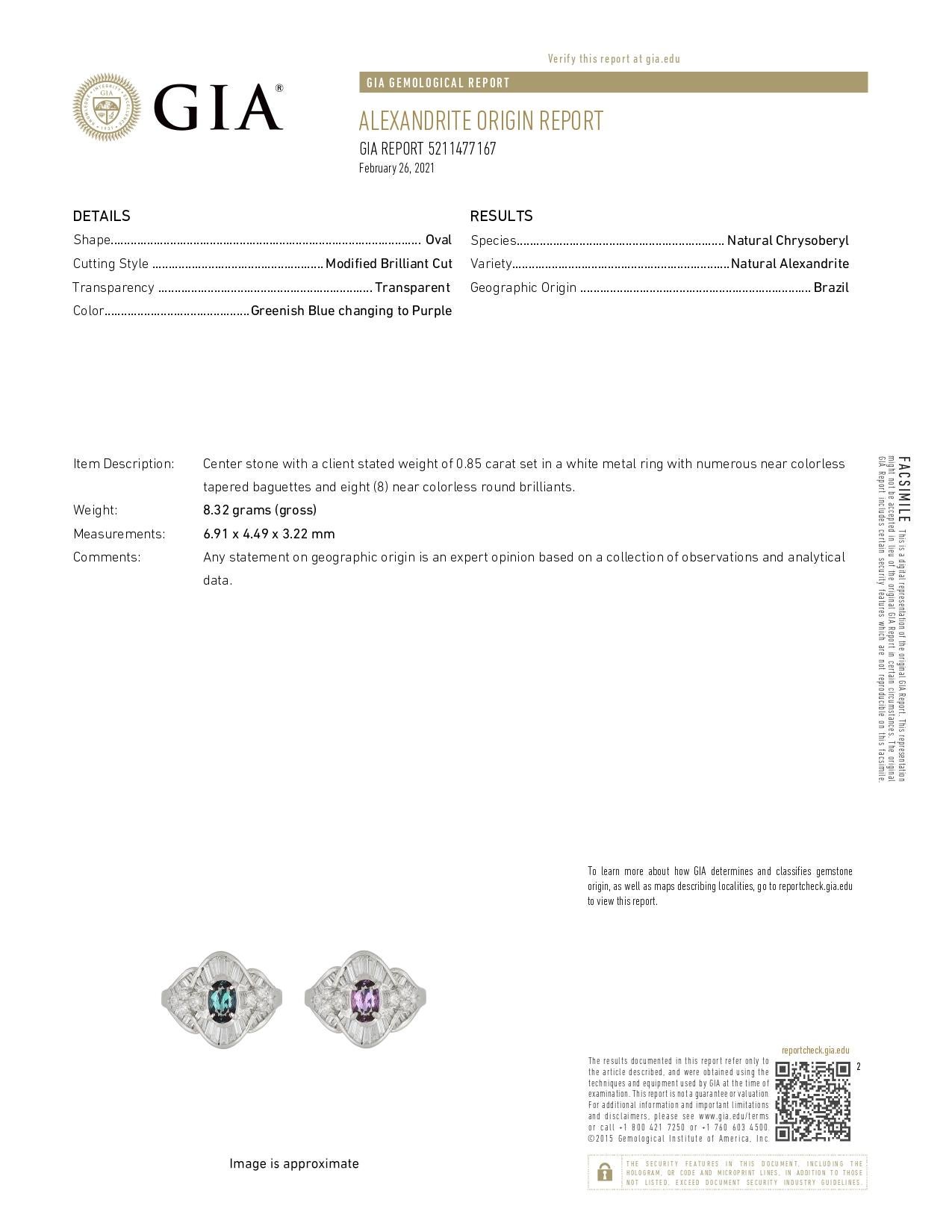 Oval Cut Natural GIA Certified 0.85 carat Brazillian Alexandrite & Diamond Cocktail Ring For Sale