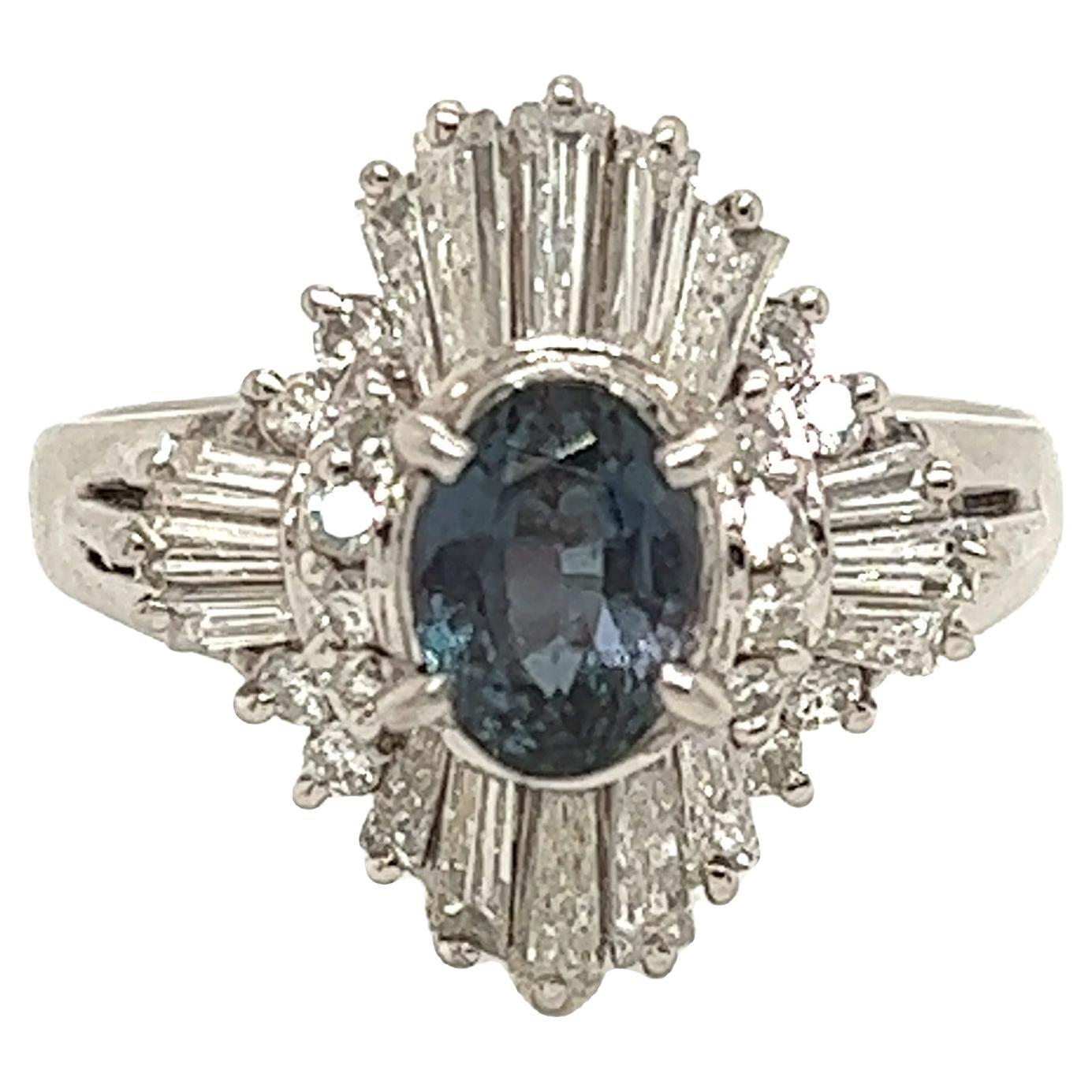 Natural GIA Certified 0.86 Ct Brazillian Alexandrite & Diamond Vintage Ring For Sale