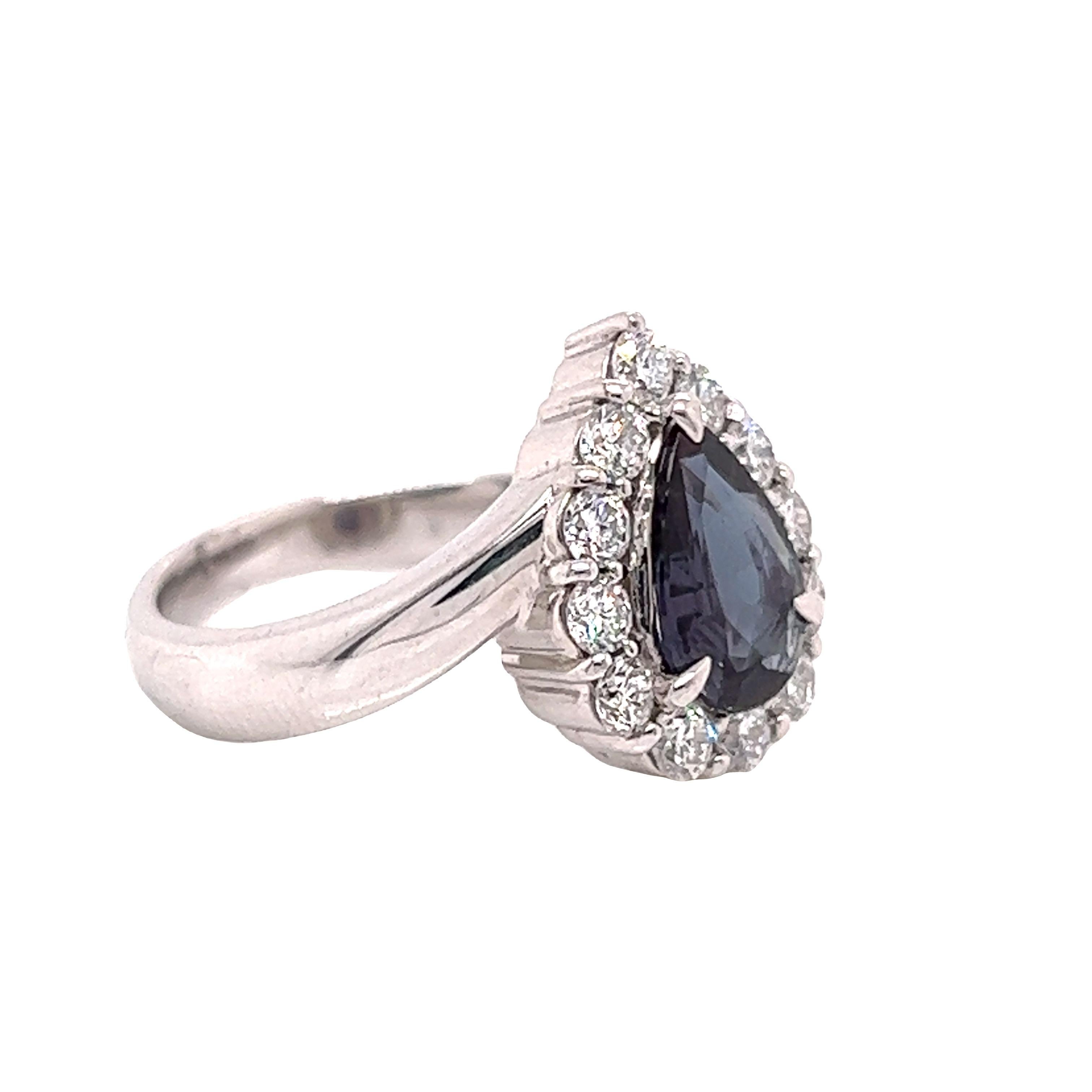 Victorian Natural GIA Certified 1.08 Ct Brazillian Alexandrite & Diamond Vintage Ring For Sale