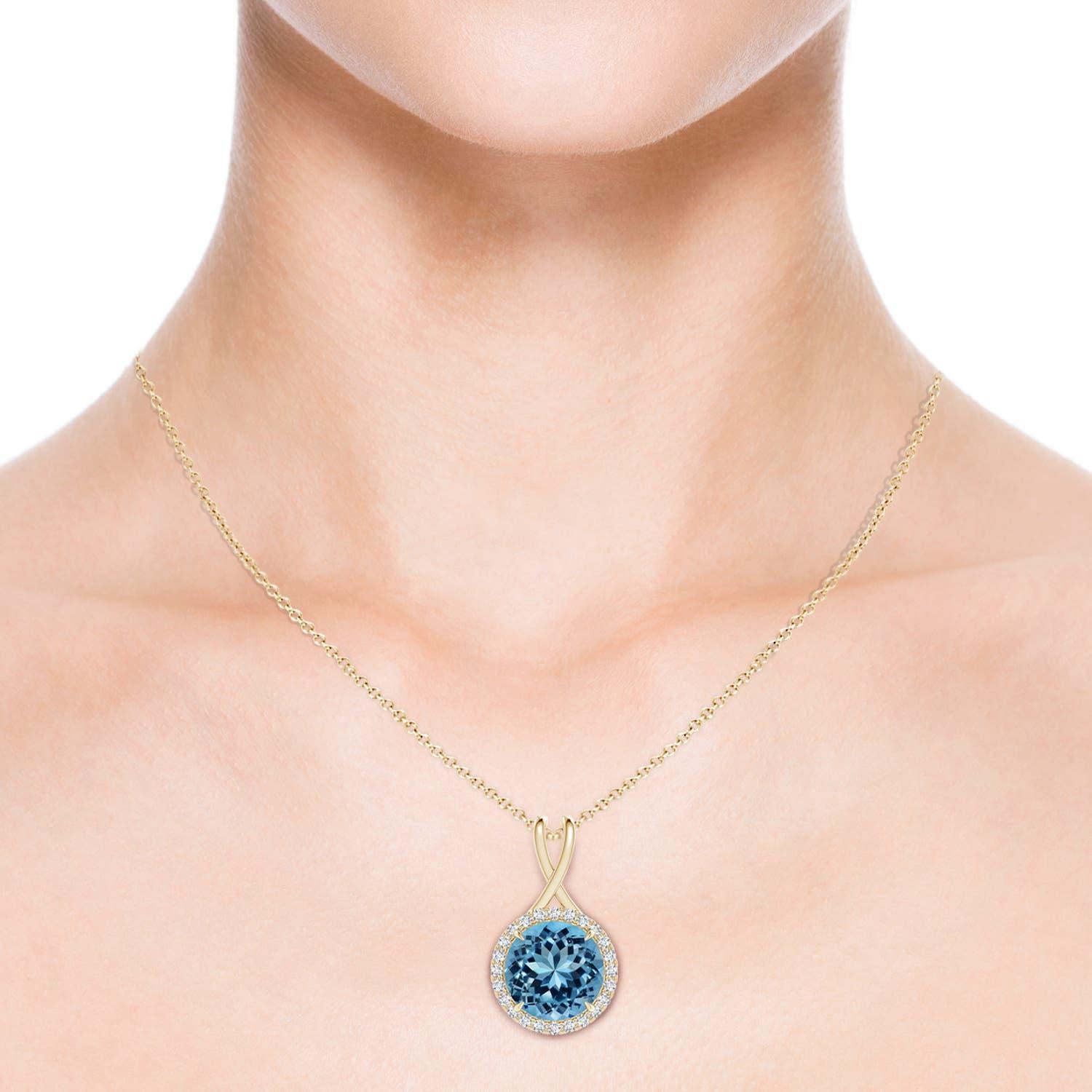 Round Cut Natural GIA Certified 11.67 ct Sky Blue Topaz Pendant in 14K Yellow Gold