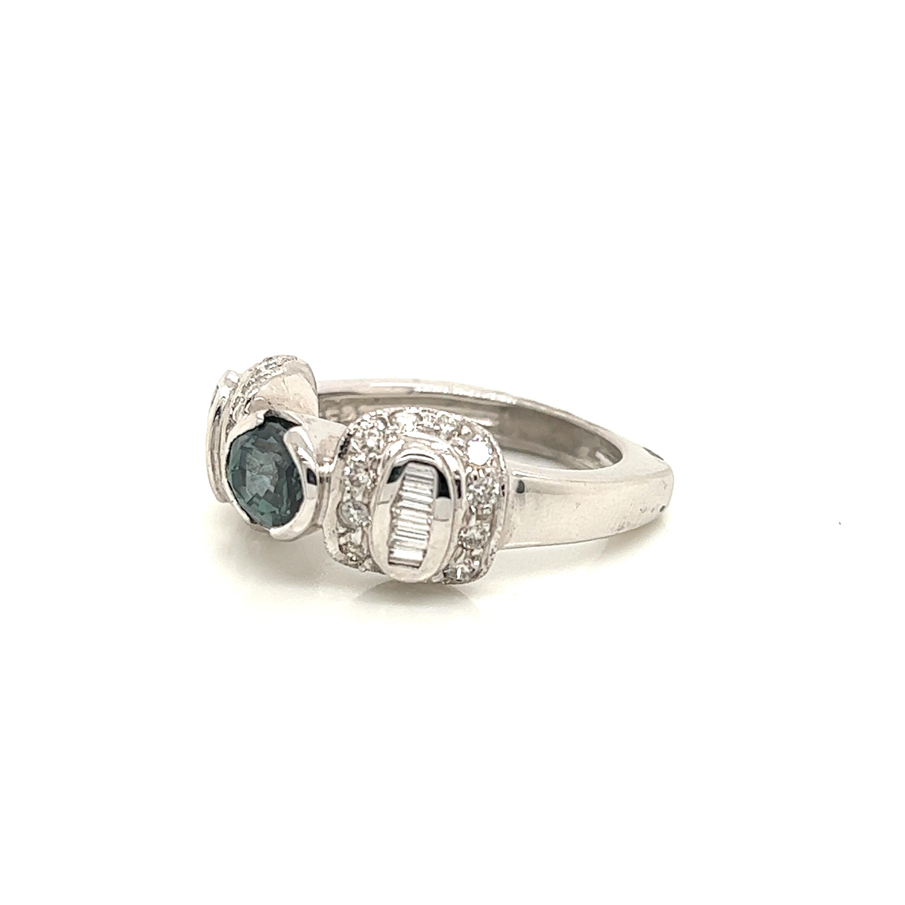 Natural GIA Certified 1.38 Ct. Alexandrite Cocktail Ring In New Condition For Sale In New York, NY