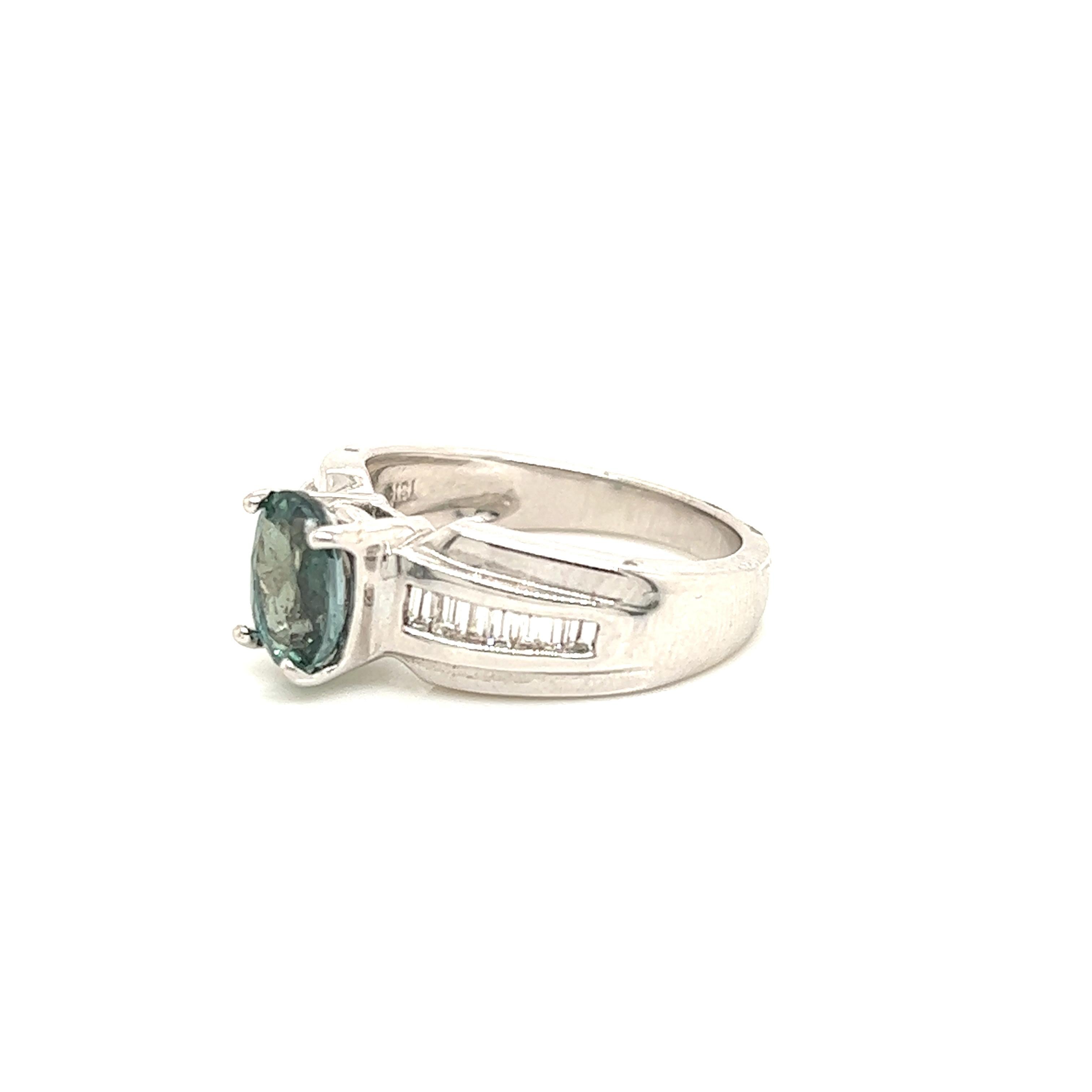 Natural GIA Certified 1.53 Ct. Alexandrite Cocktail Ring In New Condition For Sale In New York, NY