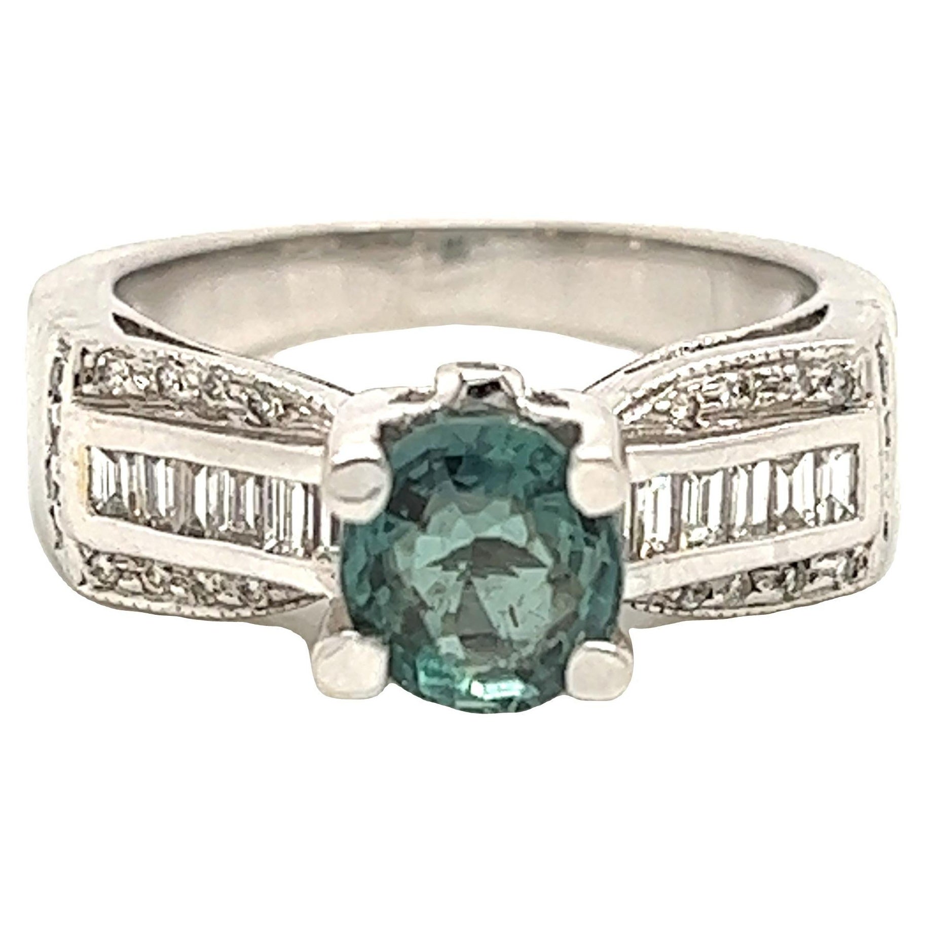 Natürlicher GIA-zertifizierter 1,55 Karat brasilianischer Alexandrit & Diamant Vintage Ring im Angebot