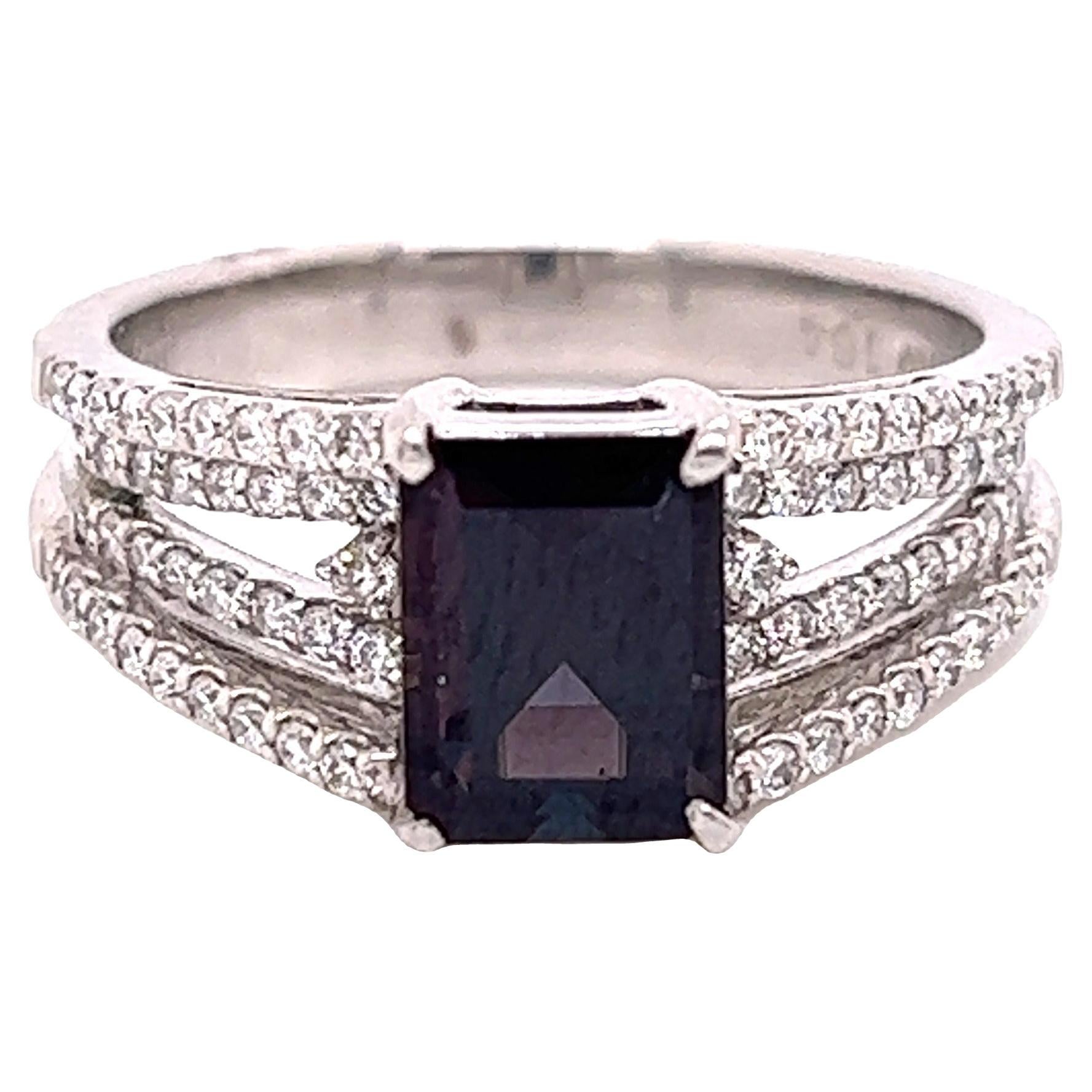 Bague vintage avec alexandrite brésilienne certifiée GIA de 1,64 carat et diamants