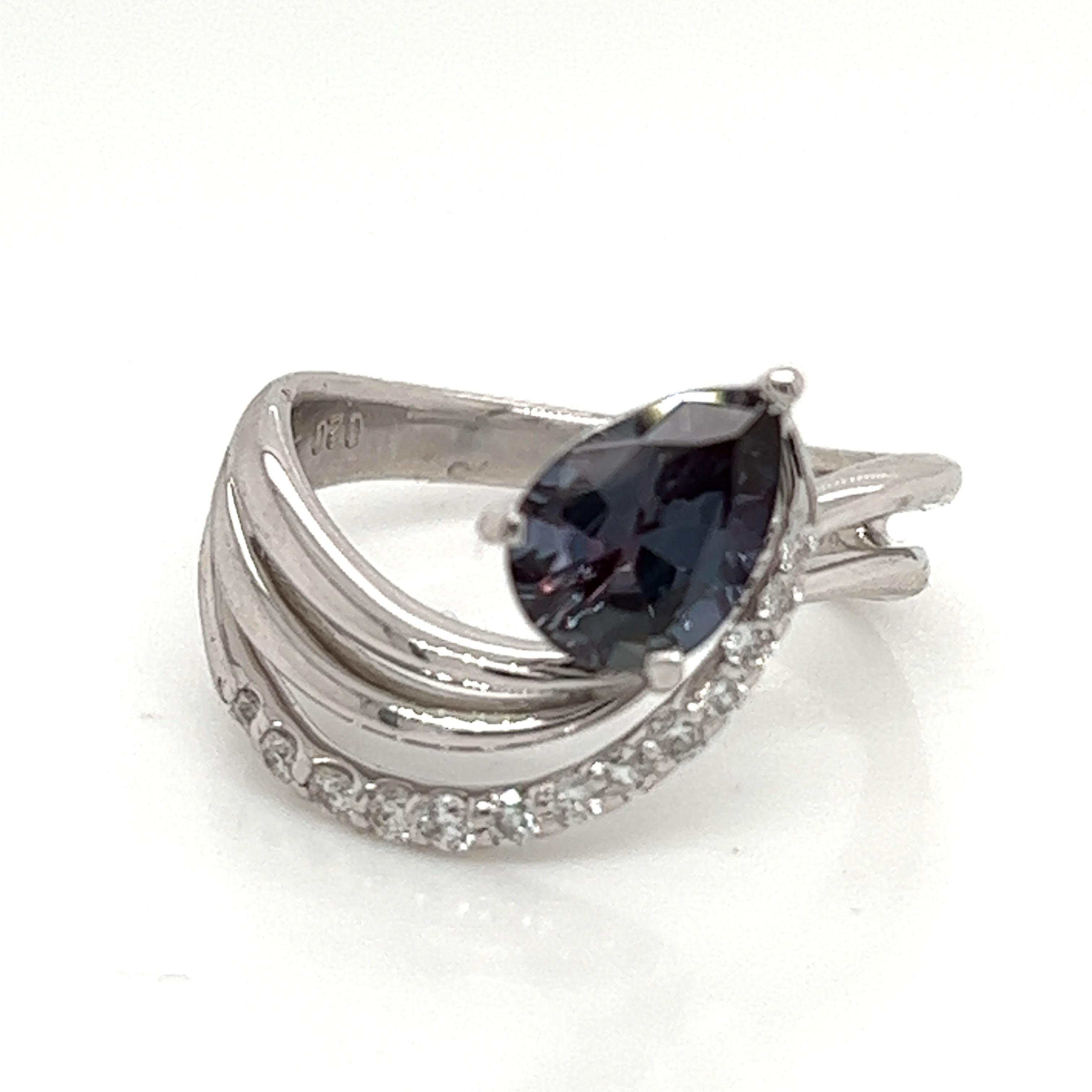 Victorian Natural GIA Certified 1.38 Ct. Brazillian Alexandrite & Diamond Cocktail Ring For Sale