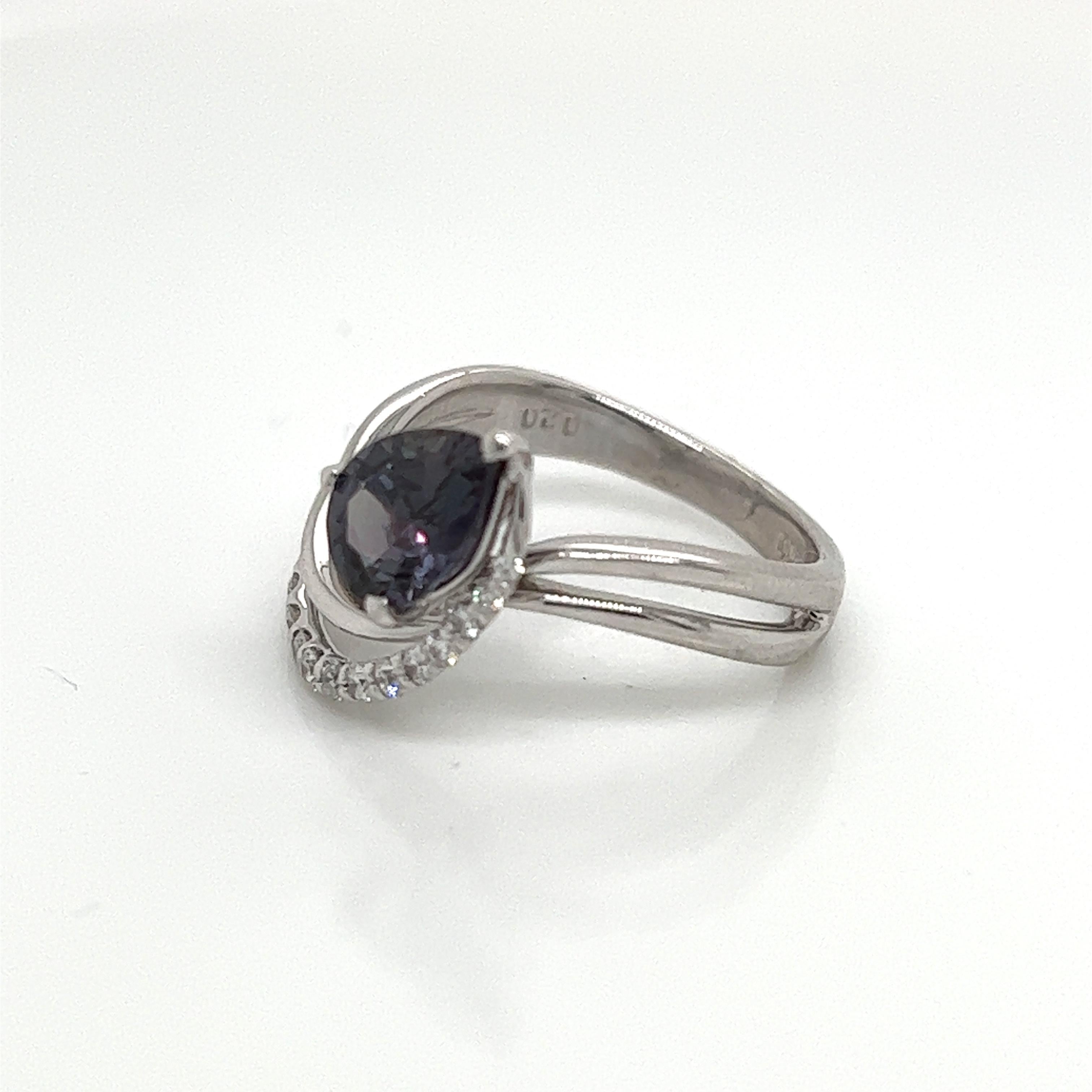Natural GIA Certified 1.38 Ct. Brazillian Alexandrite & Diamond Cocktail Ring For Sale 1