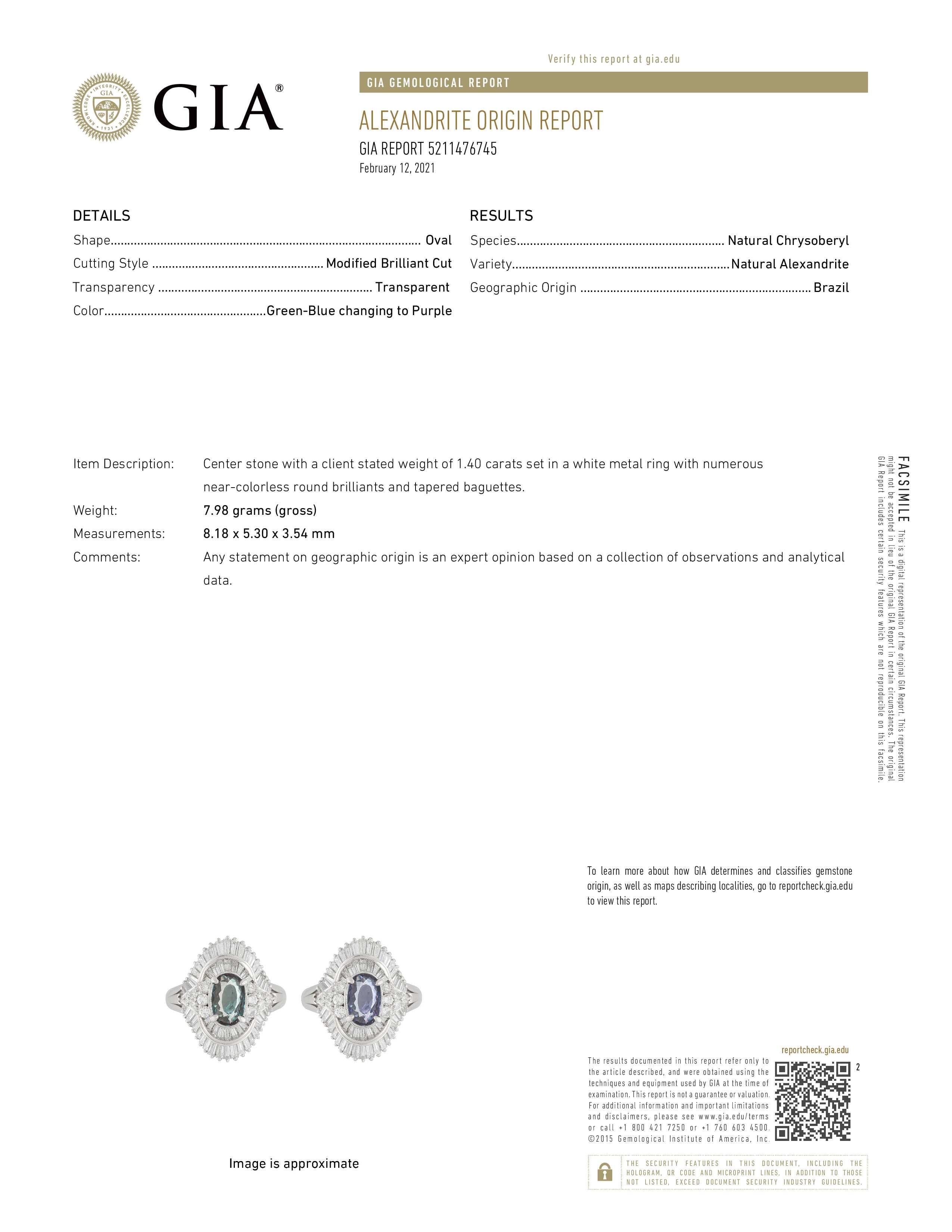 Nature certifié GIA 2.62 Ct. Bague cocktail alexandrite brésilienne et diamants Pour femmes en vente