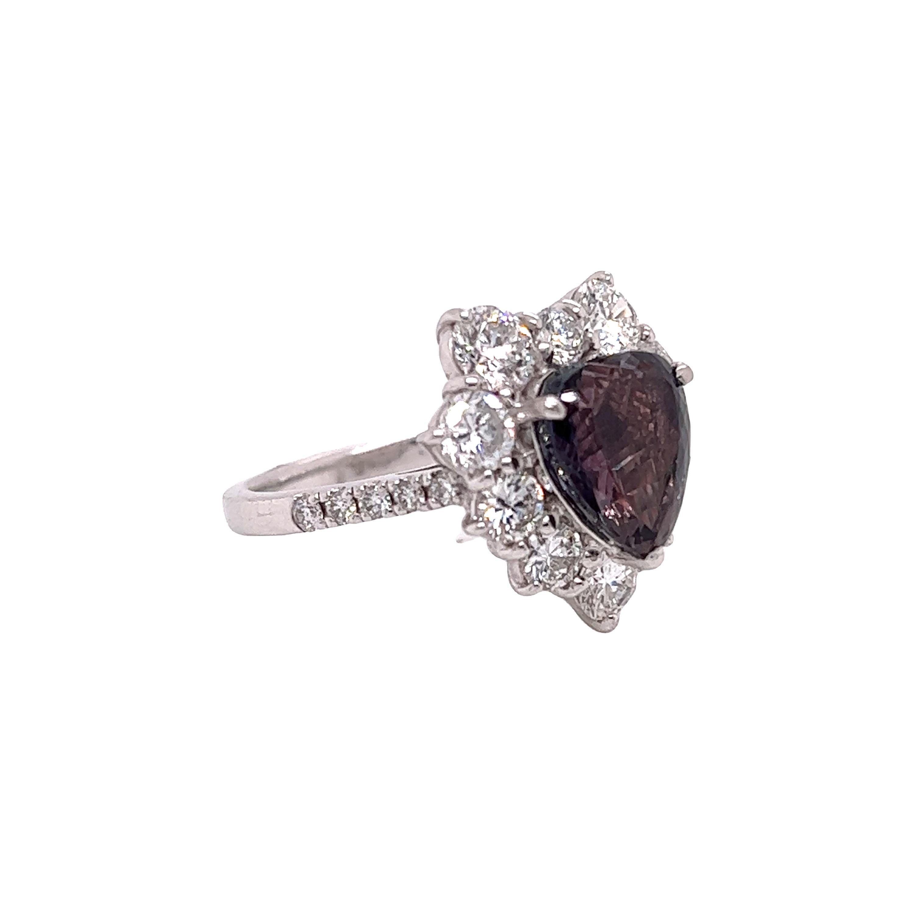 Vintage-Ring, natürlicher GIA-zertifizierter 4,04 Karat brasilianischer Alexandrit & Diamant (Herzschliff) im Angebot