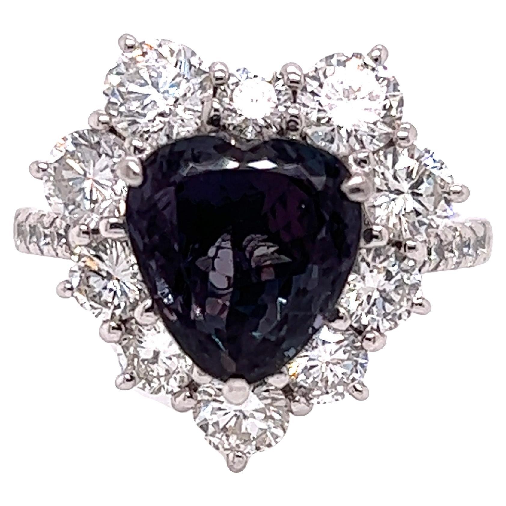 Natural GIA Certified 4.04 Ct Brazillian Alexandrite & Diamond Vintage Ring For Sale