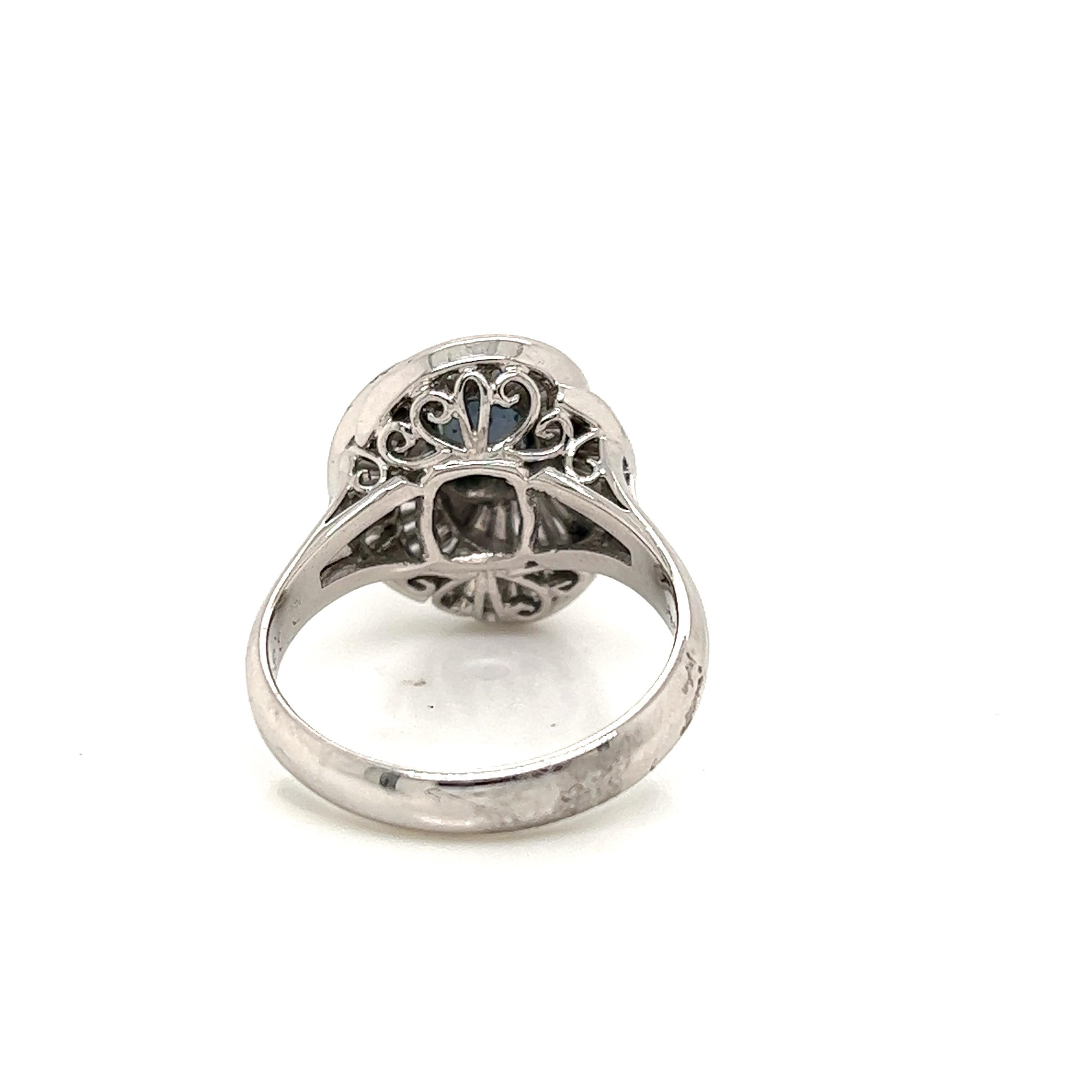Oval Cut Natural GIA Certified 1.26 Ct. Alexandrite & Diamond Cocktail Ring For Sale