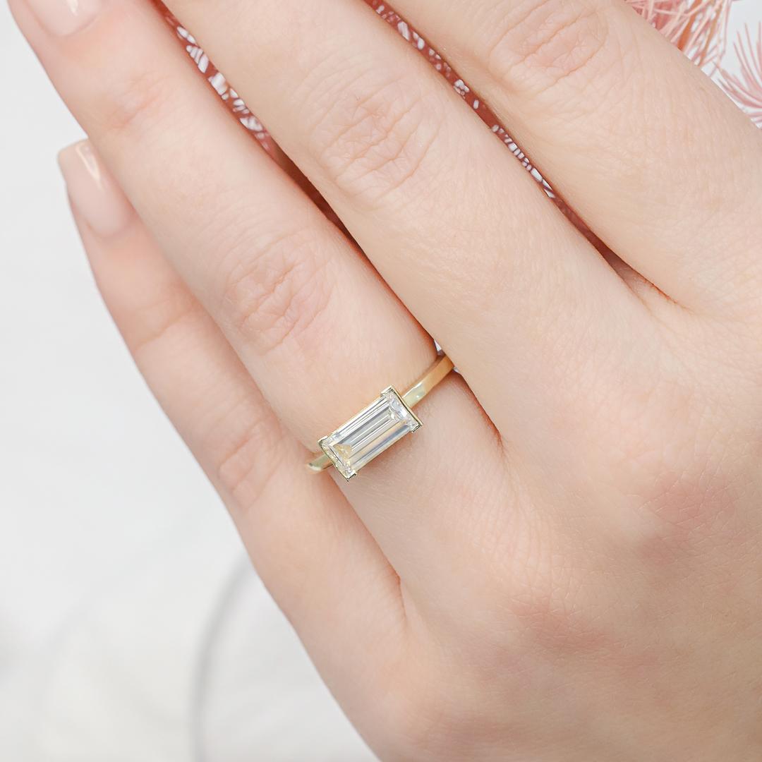 art deco baguette ring