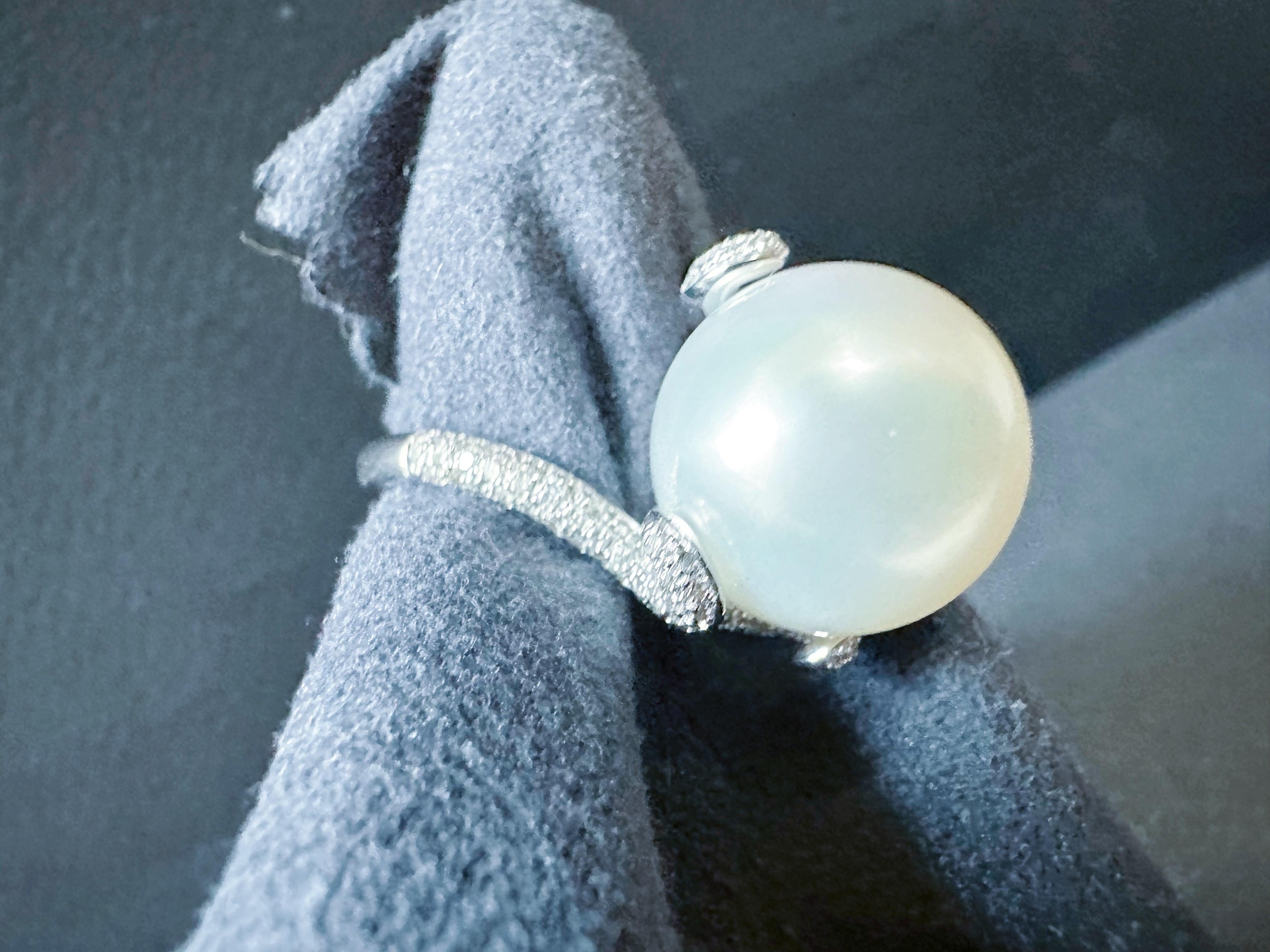Natural Giant South Sea Pearl Ring with Diamond in 18K White Gold For Sale 7