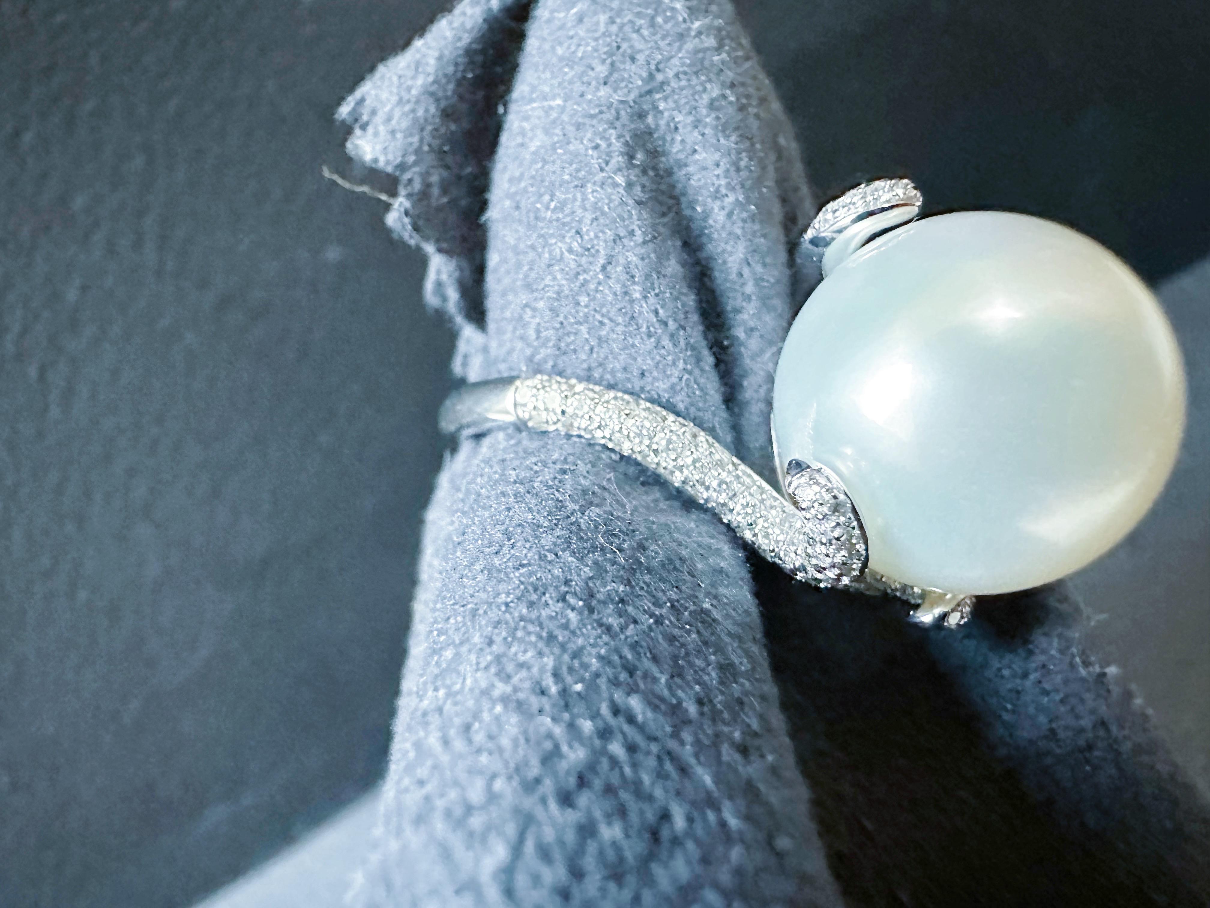 Natural Giant South Sea Pearl Ring with Diamond in 18K White Gold For Sale 8