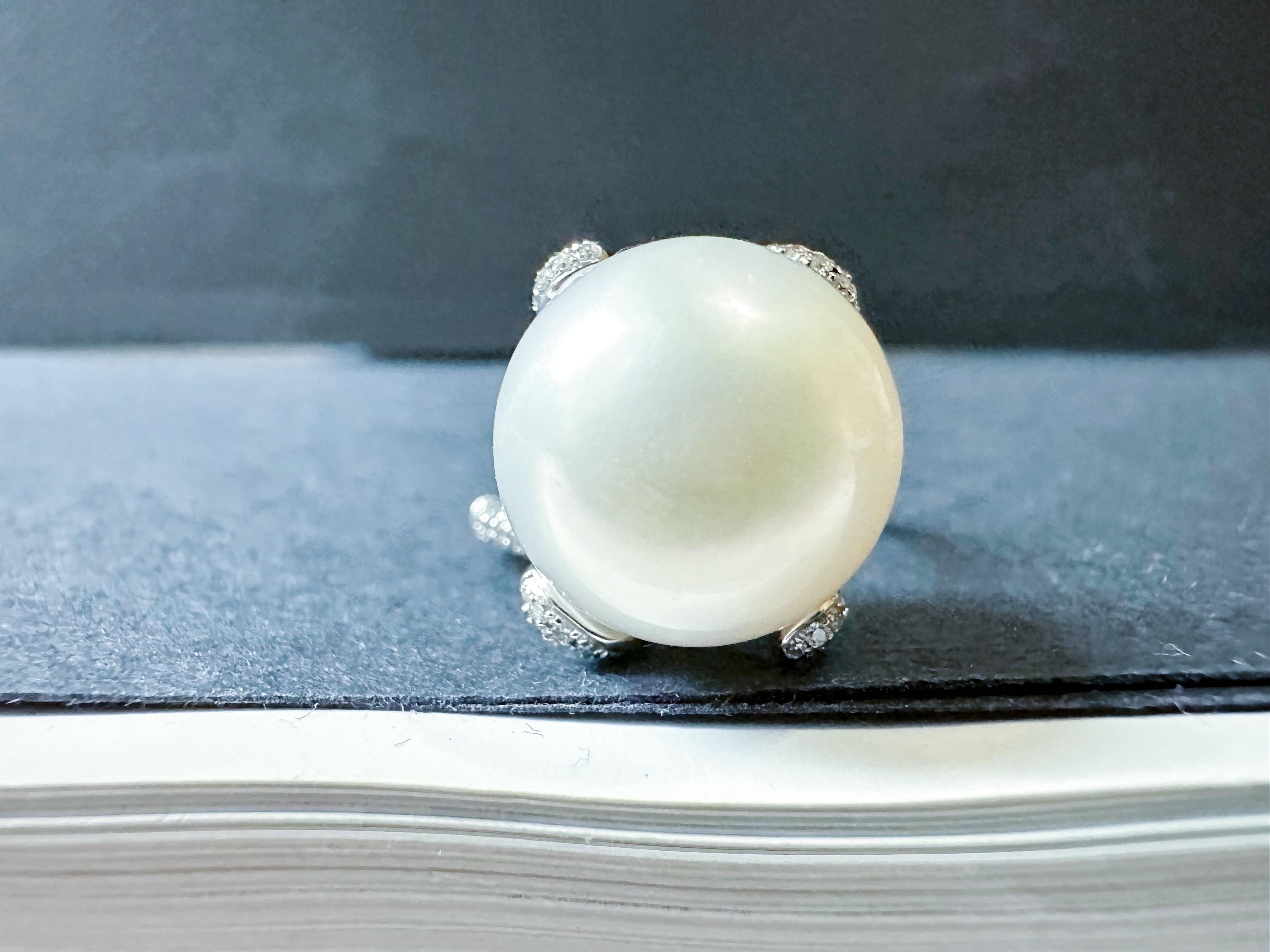 Art Nouveau Natural Giant South Sea Pearl Ring with Diamond in 18K White Gold For Sale