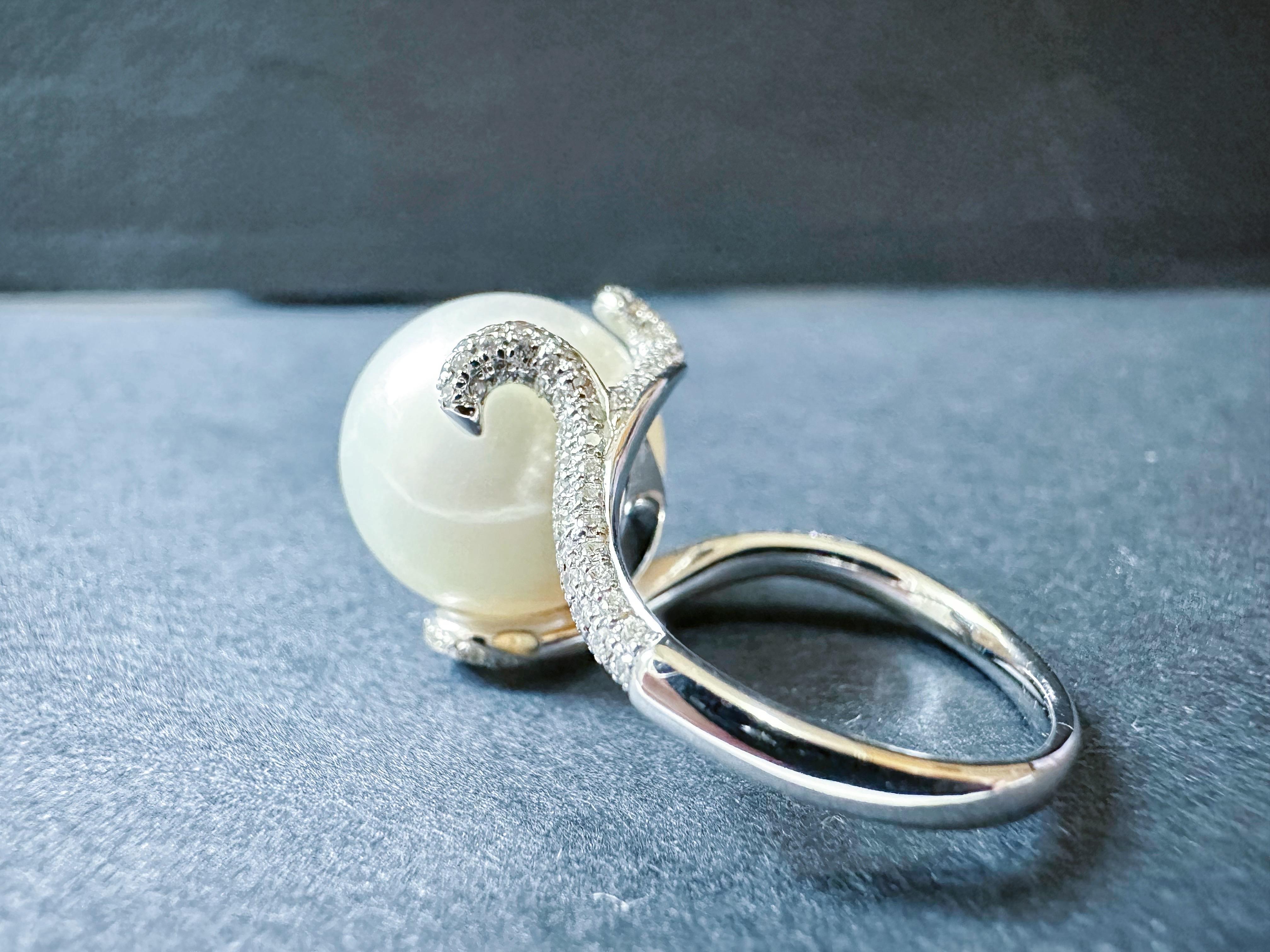 Natural Giant South Sea Pearl Ring with Diamond in 18K White Gold For Sale 2