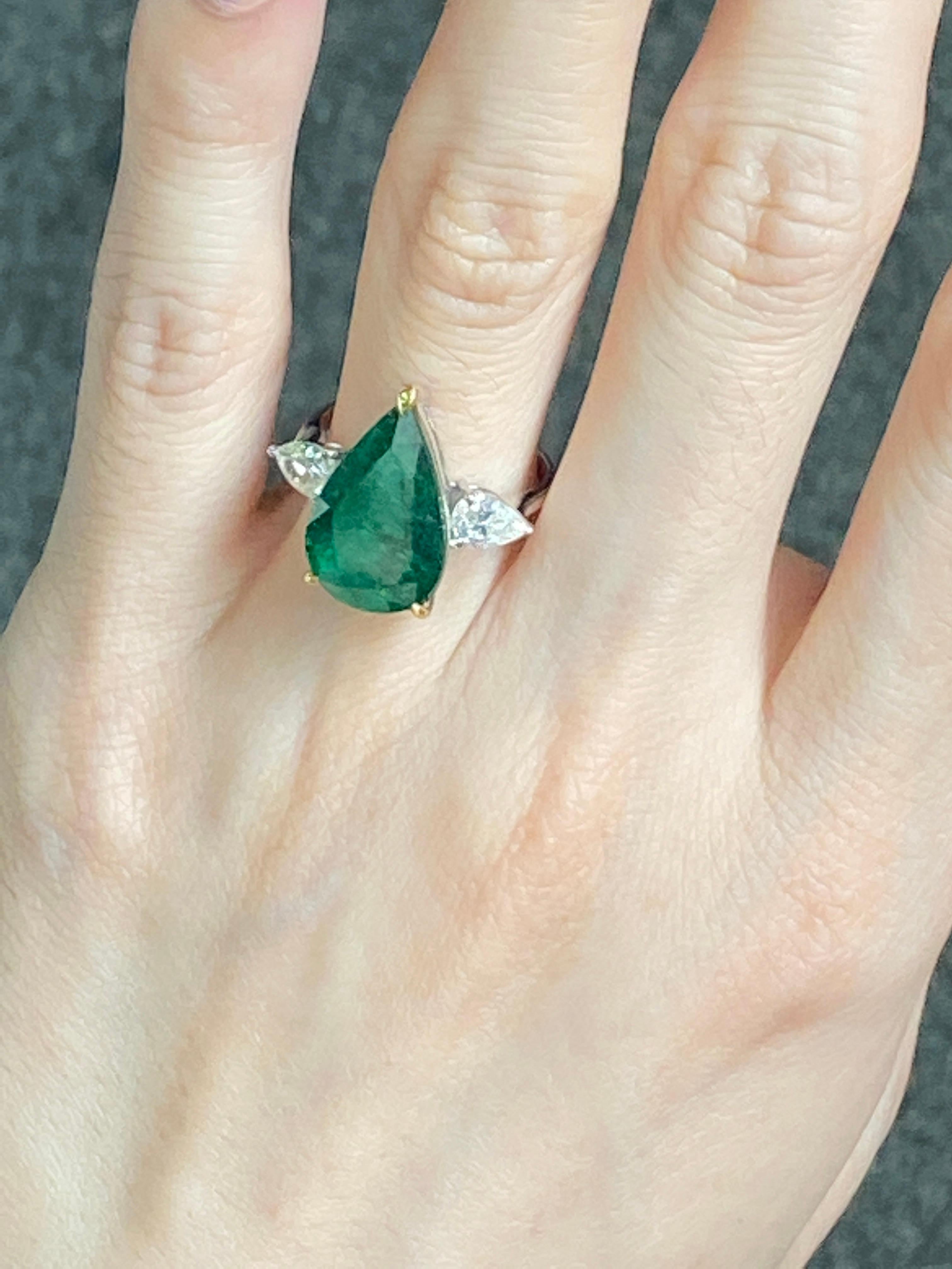 Certified 5.7 Carat Pear Emerald Diamond Three Stone Engagement Ring For Sale 1