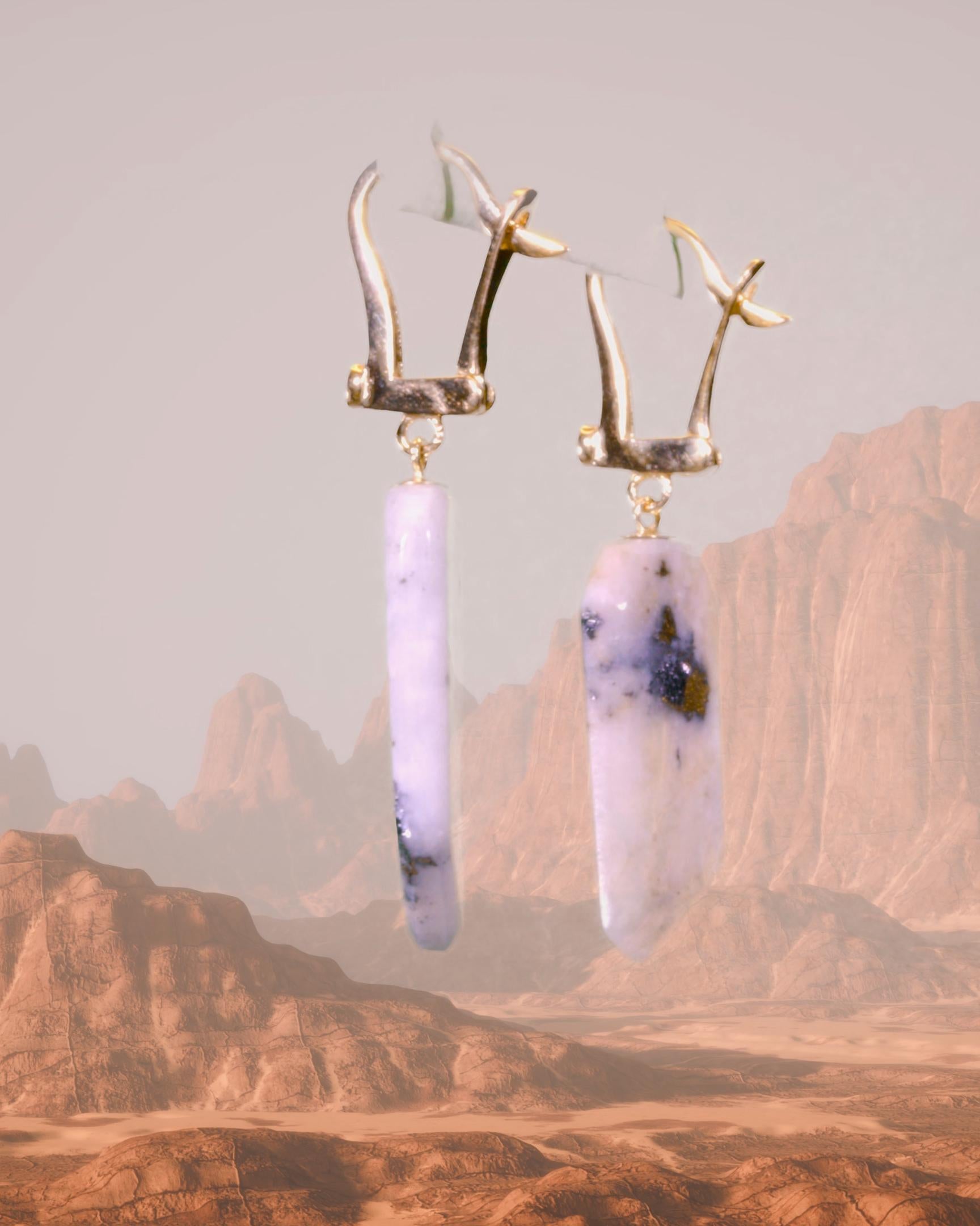 High Victorian 12.30Ct Cody Stone High Jewelry 14k Gold Natural Diamond Earrings For Sale