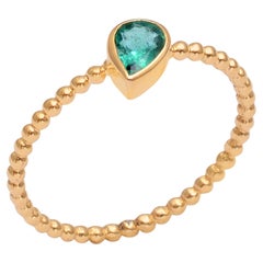Anello con smeraldo in oro naturale 14K