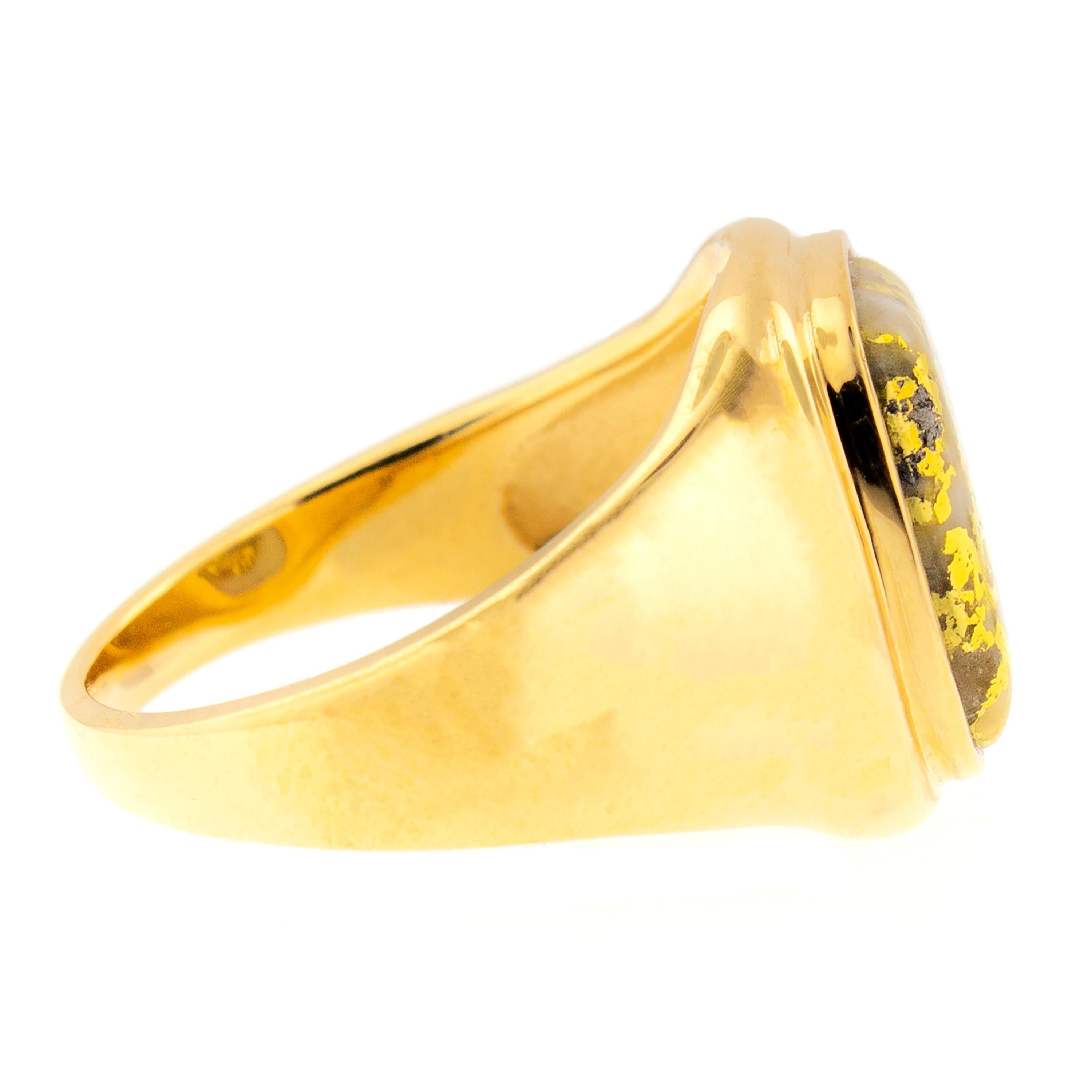 For Sale:  Natural Gold in Quartz 14 Karat Gold Signet Style Custom Ring 4
