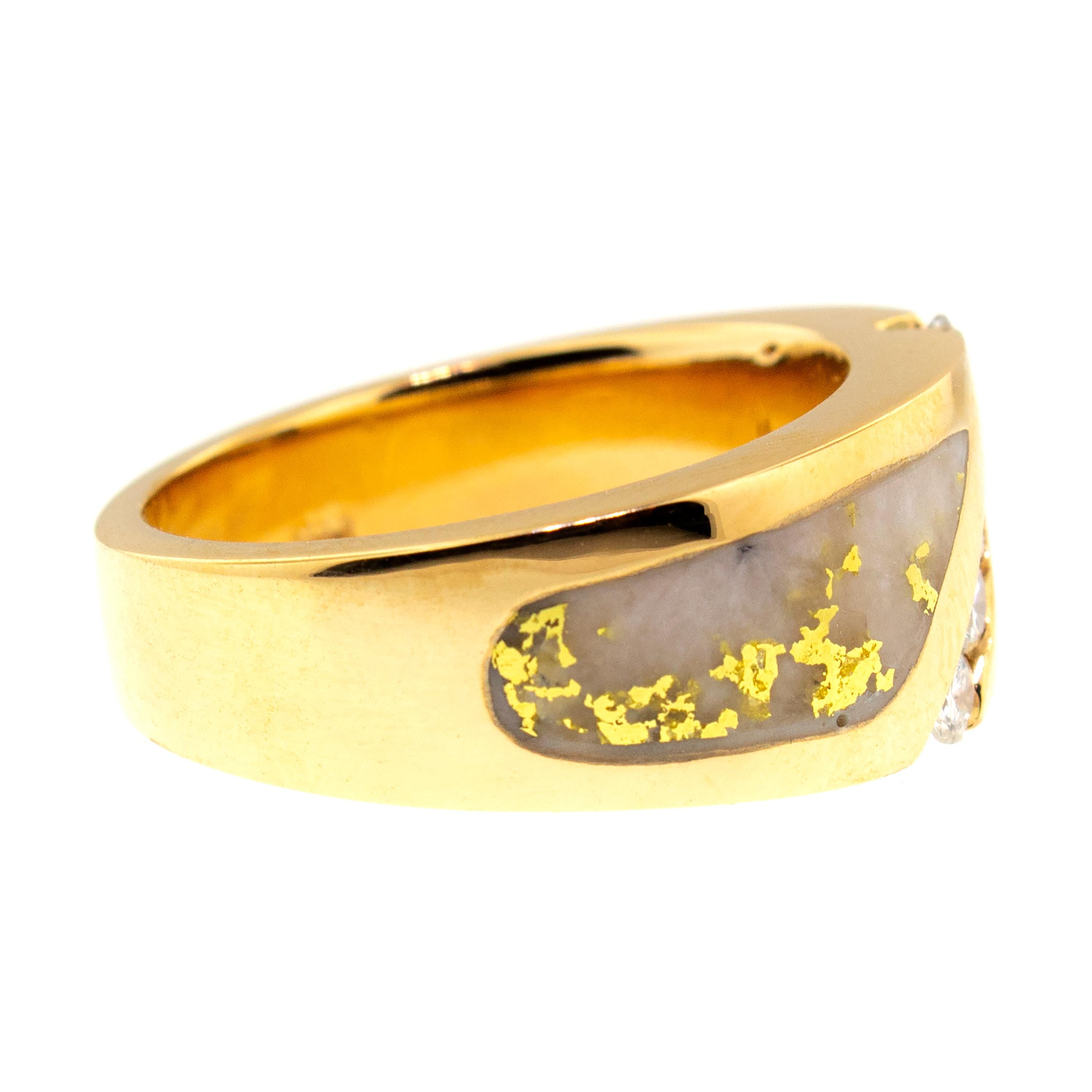 Round Cut Natural Gold in Quartz and 0.31 Carat Diamond 14 Karat Gold Men’s Band Ring