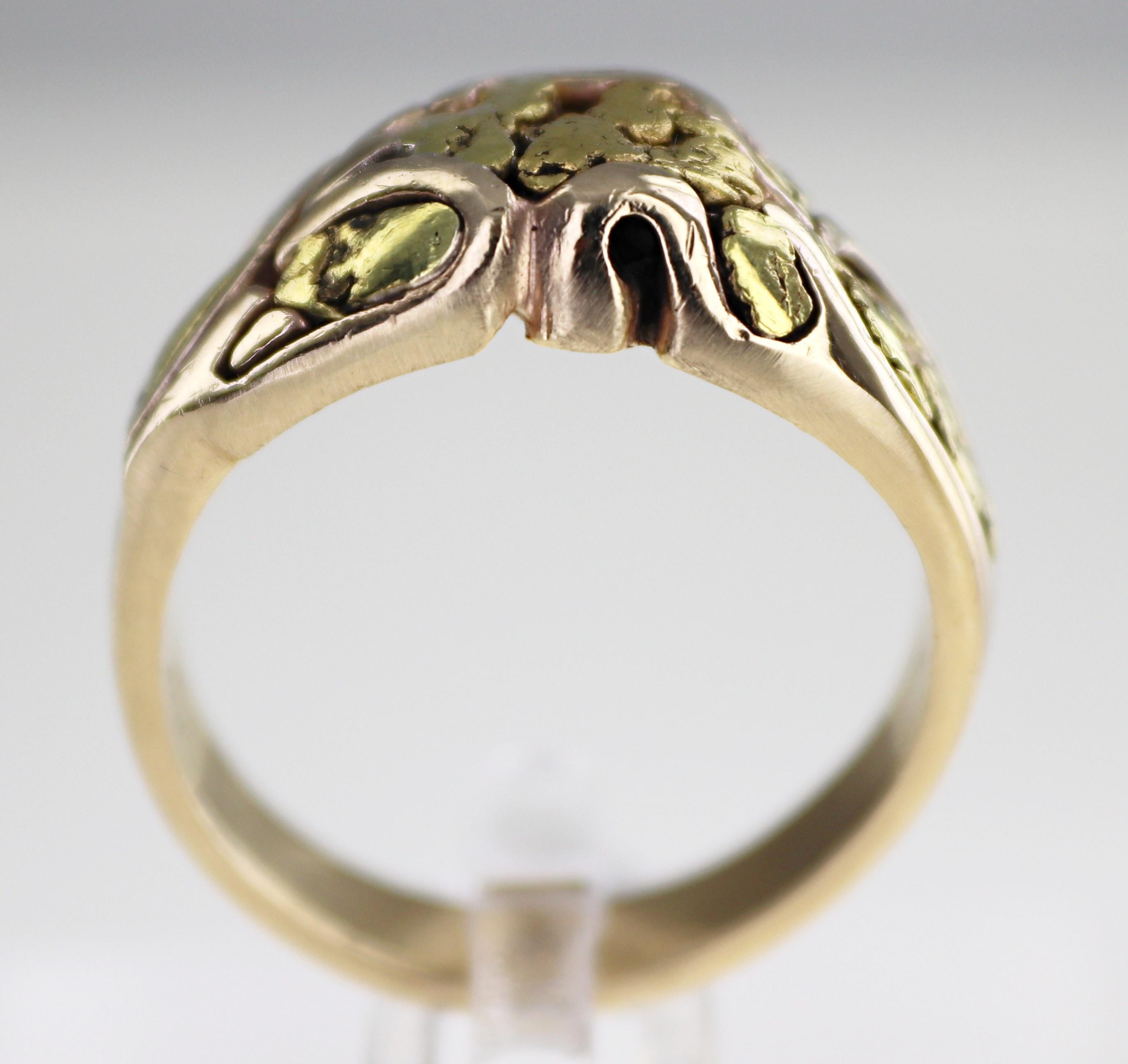 Nugget aus natürlichem Gold, Ring aus 14 Karat Gelbgold im Angebot 3