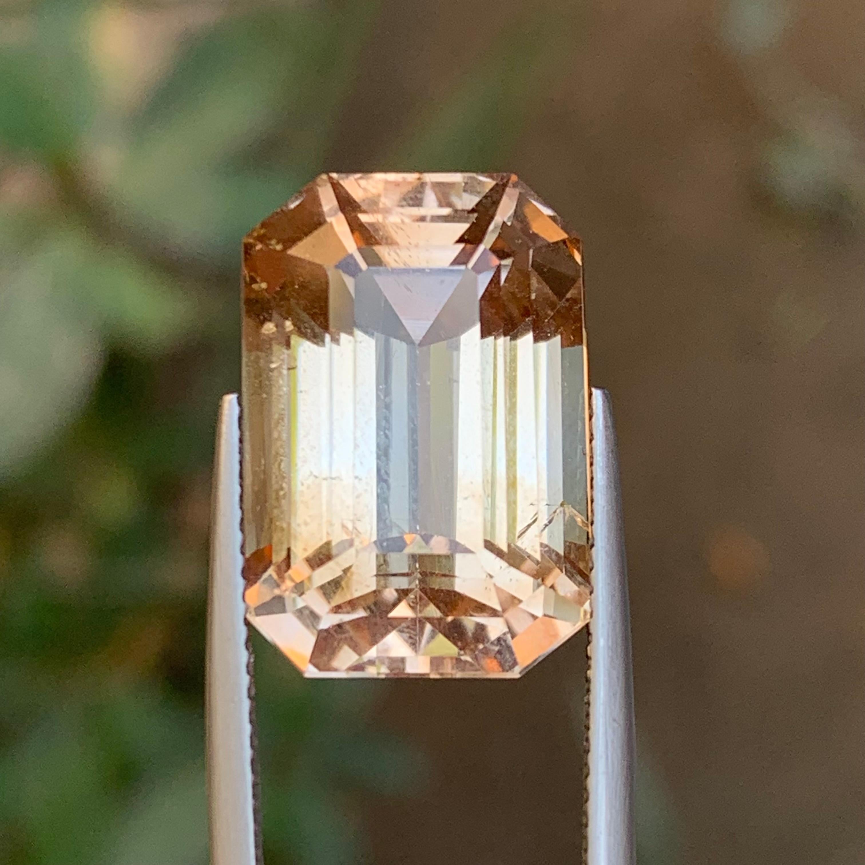 Topacio Marrón Dorado Natural 26.60 Ct Corte Esmeralda Gema Suelta para Colgante Joya en venta 4