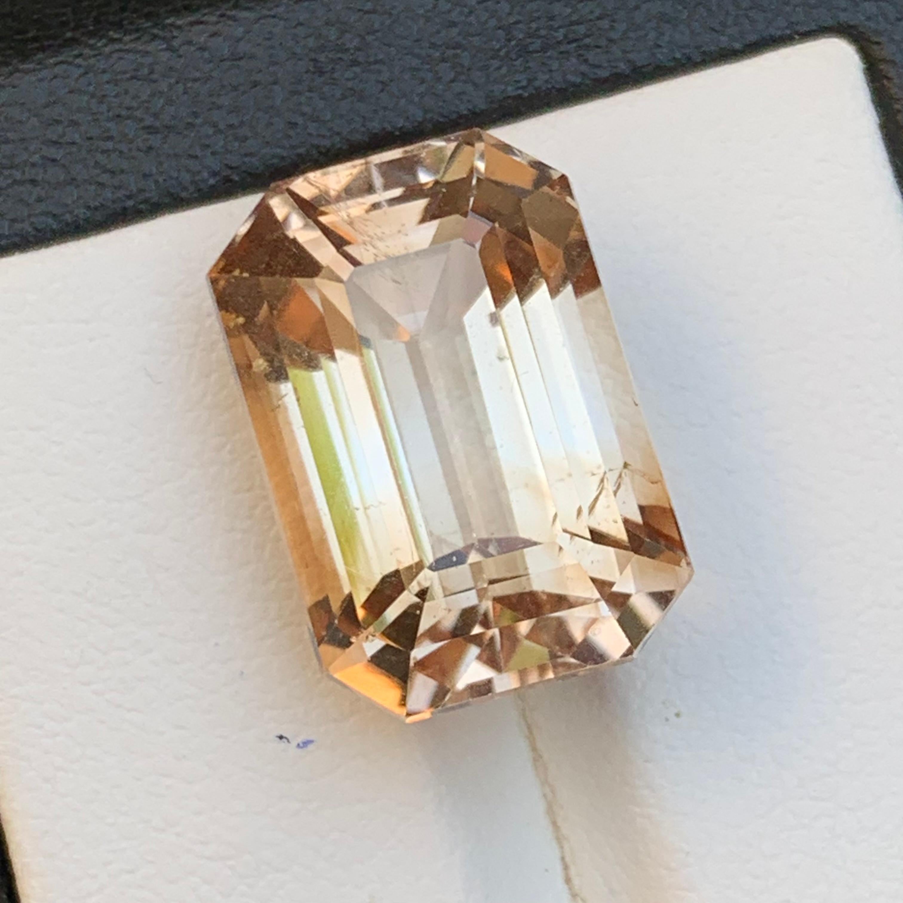 Topacio Marrón Dorado Natural 26.60 Ct Corte Esmeralda Gema Suelta para Colgante Joya en venta 5