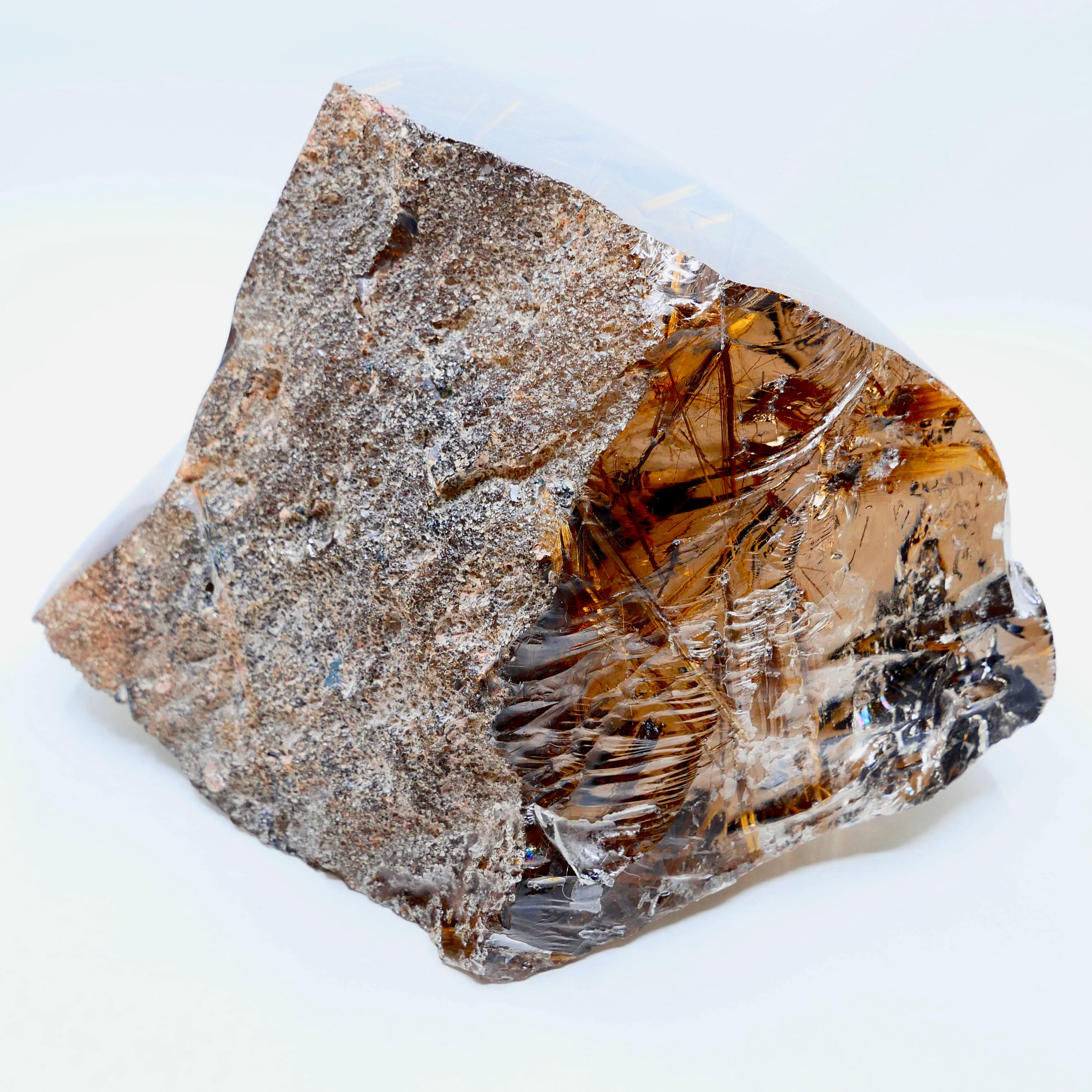 Contemporary Natural Golden Rutilated Quartz Decoration 3.6kg from an Important Collection For Sale