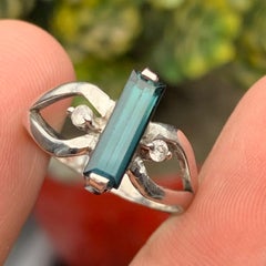 Anello Cocktail con tormalina blu grigiastra naturale in argento 925 fatto a mano