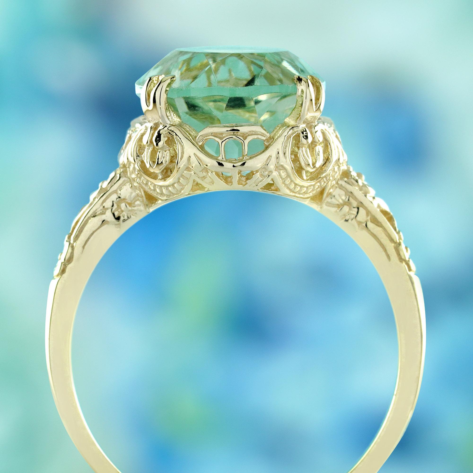 Natural Green Amethyst Vintage Style Cocktail Filigree Ring in Solid 9K Gold In New Condition In Bangkok, TH