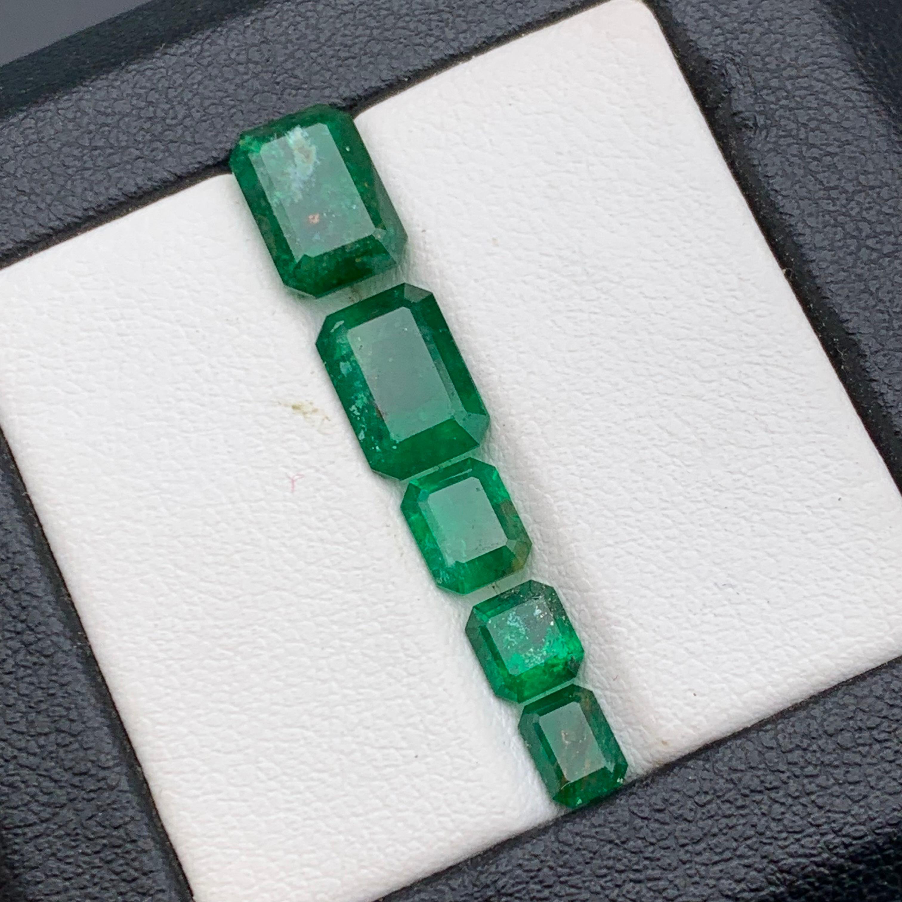 Natürlicher grüner Smaragd 5,57 Ct lose Edelsteine Schmuck Größe Lot von Swat im Angebot 3