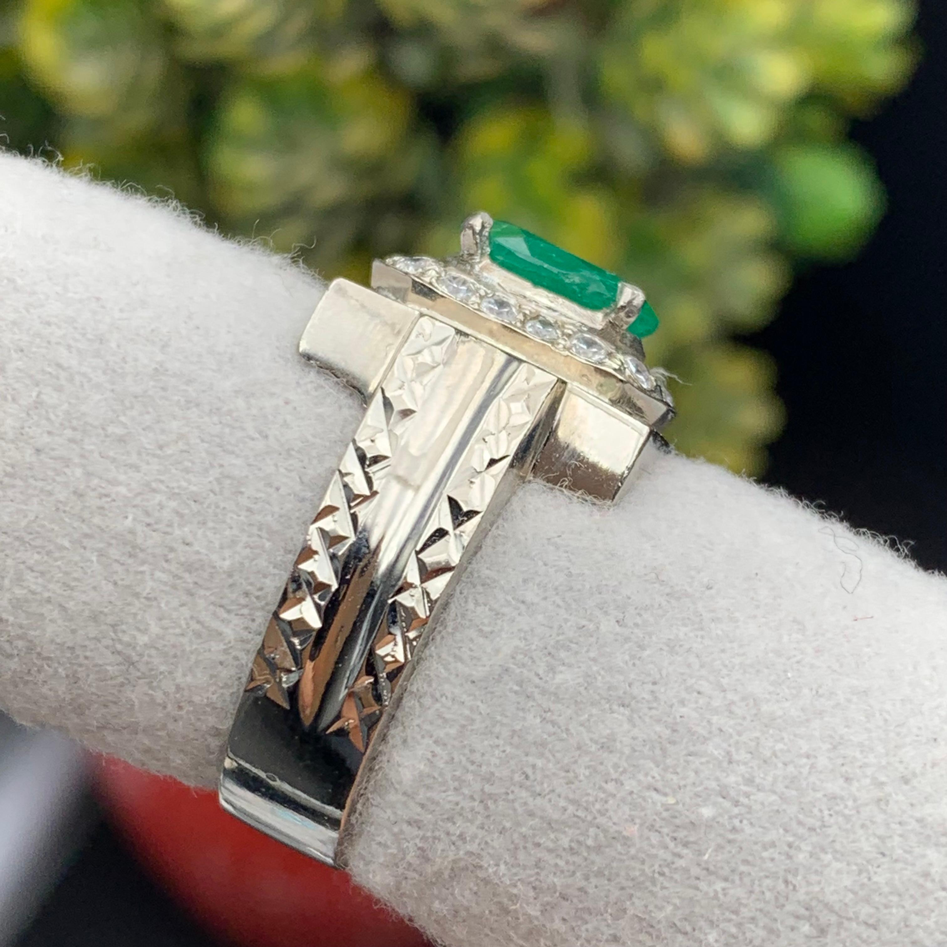 Anello con smeraldo verde naturale in argento 925 - Cocktail fatto a mano, taglia 10 in vendita 7