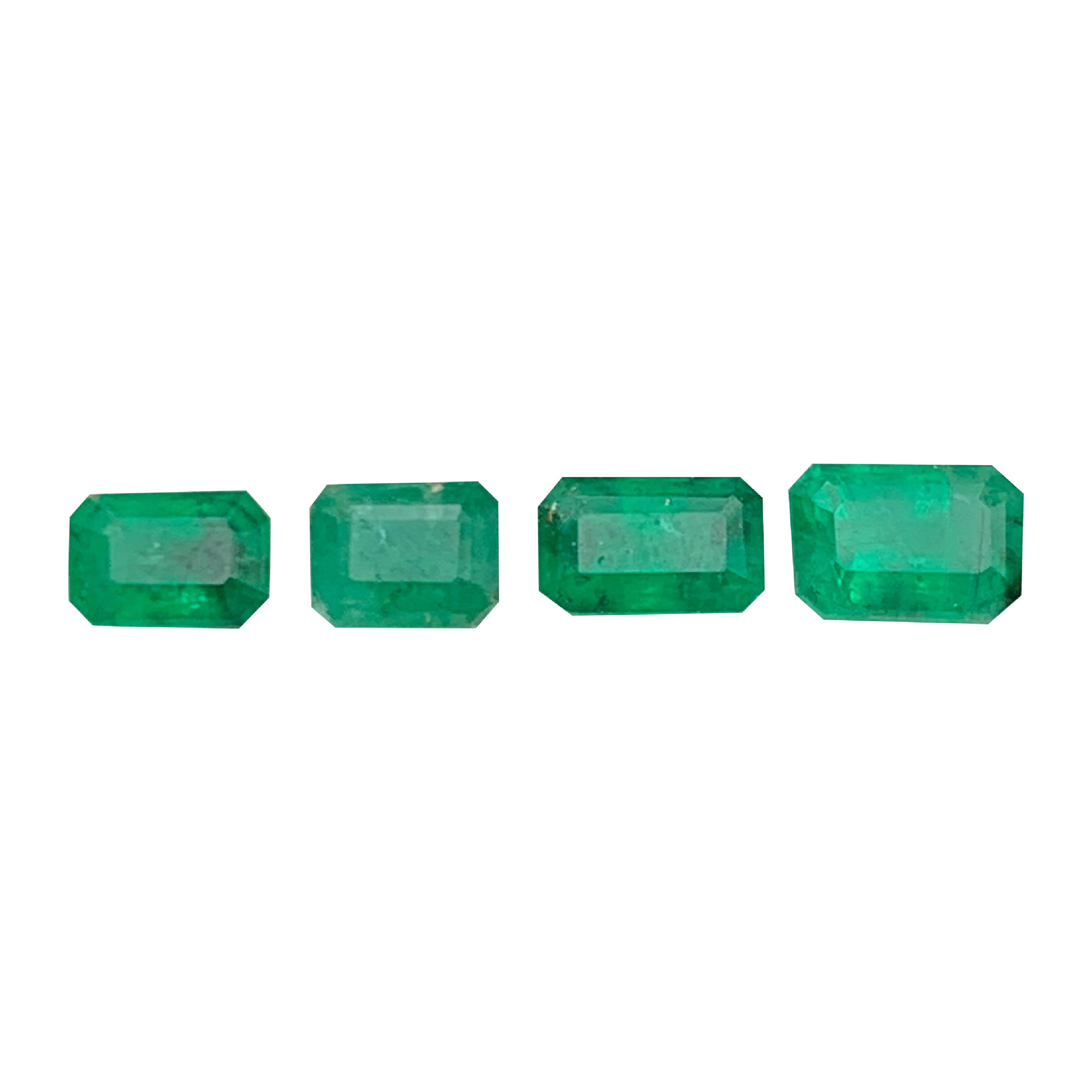 Natürlicher grüner Smaragd Lot 1,96 Ct (4 PCs) Lose Edelsteine Schmuck Größe von Swat
