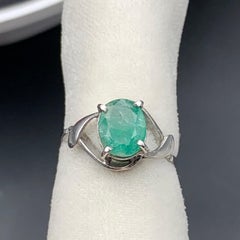 Esmeralda verde natural talla oval Anillo de plata de ley 925 hecho a mano