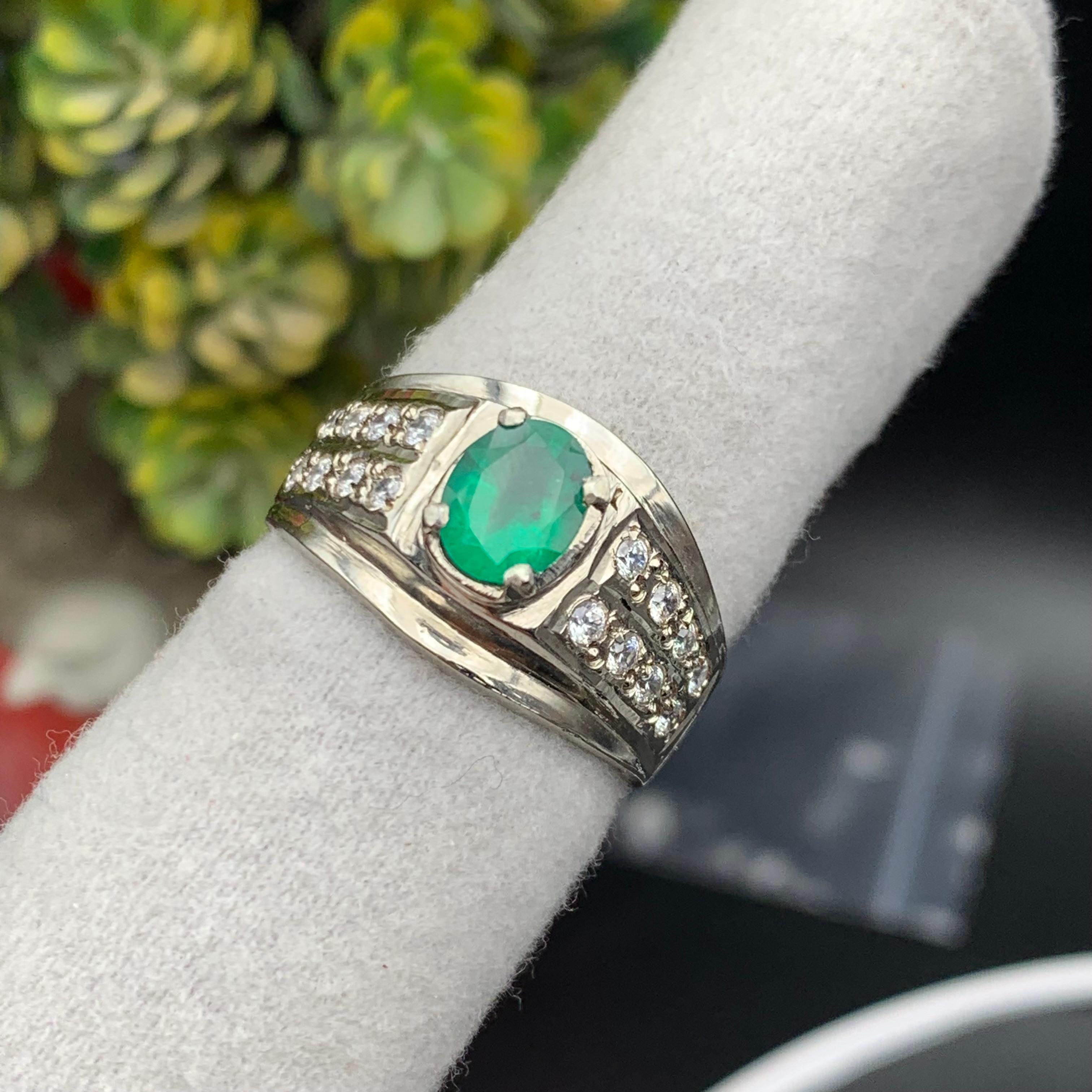 da uomo o donna Anello con smeraldo verde naturale in argento 925 - Gioielli fatti a mano placcati in rodio in vendita