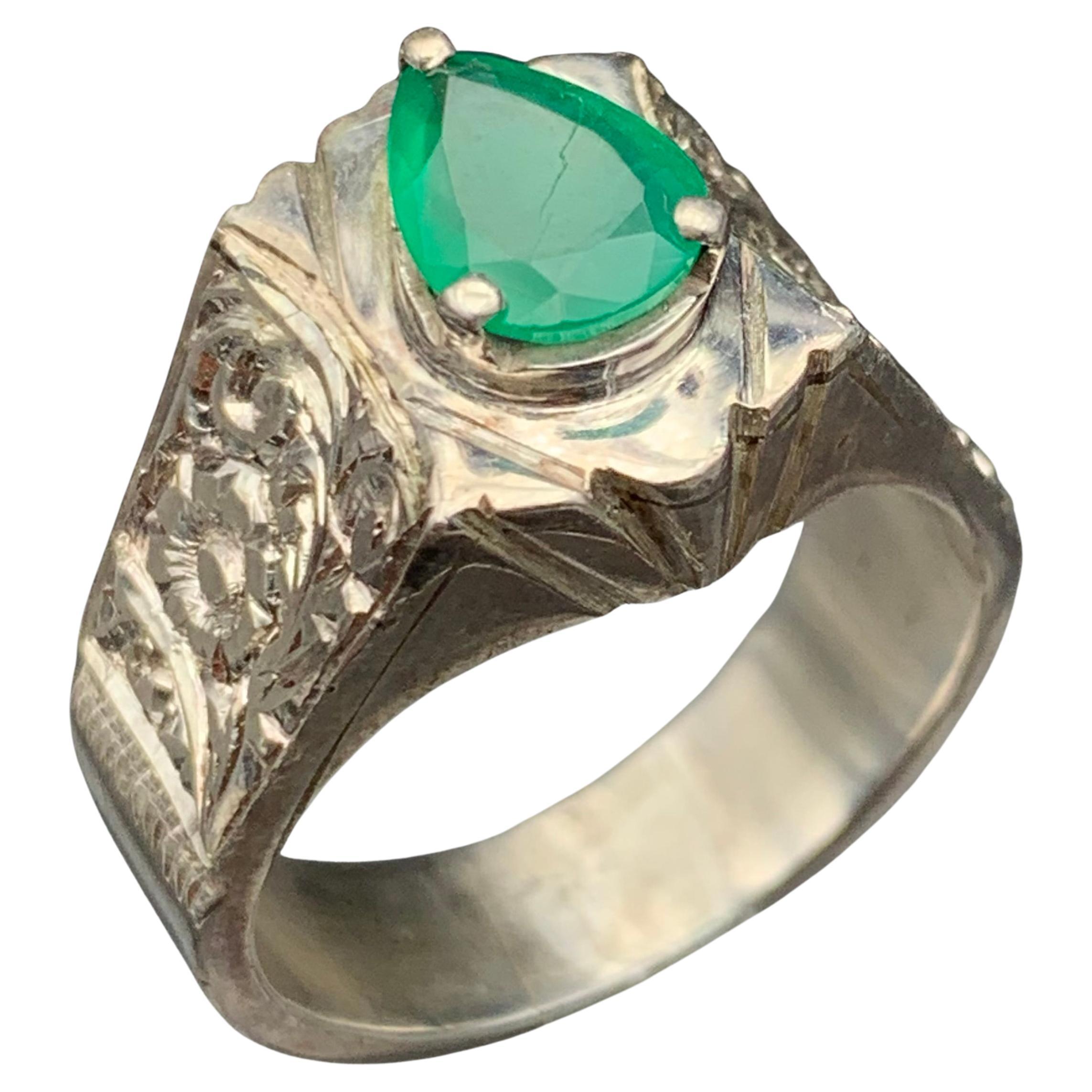 Natural Green Emerald Ring in 925 Sterling Silver- Handmade with Band Engraving