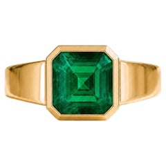 Natural Green Emerald Signet Ring For Men Yellow gold 18K, Statement ring for me