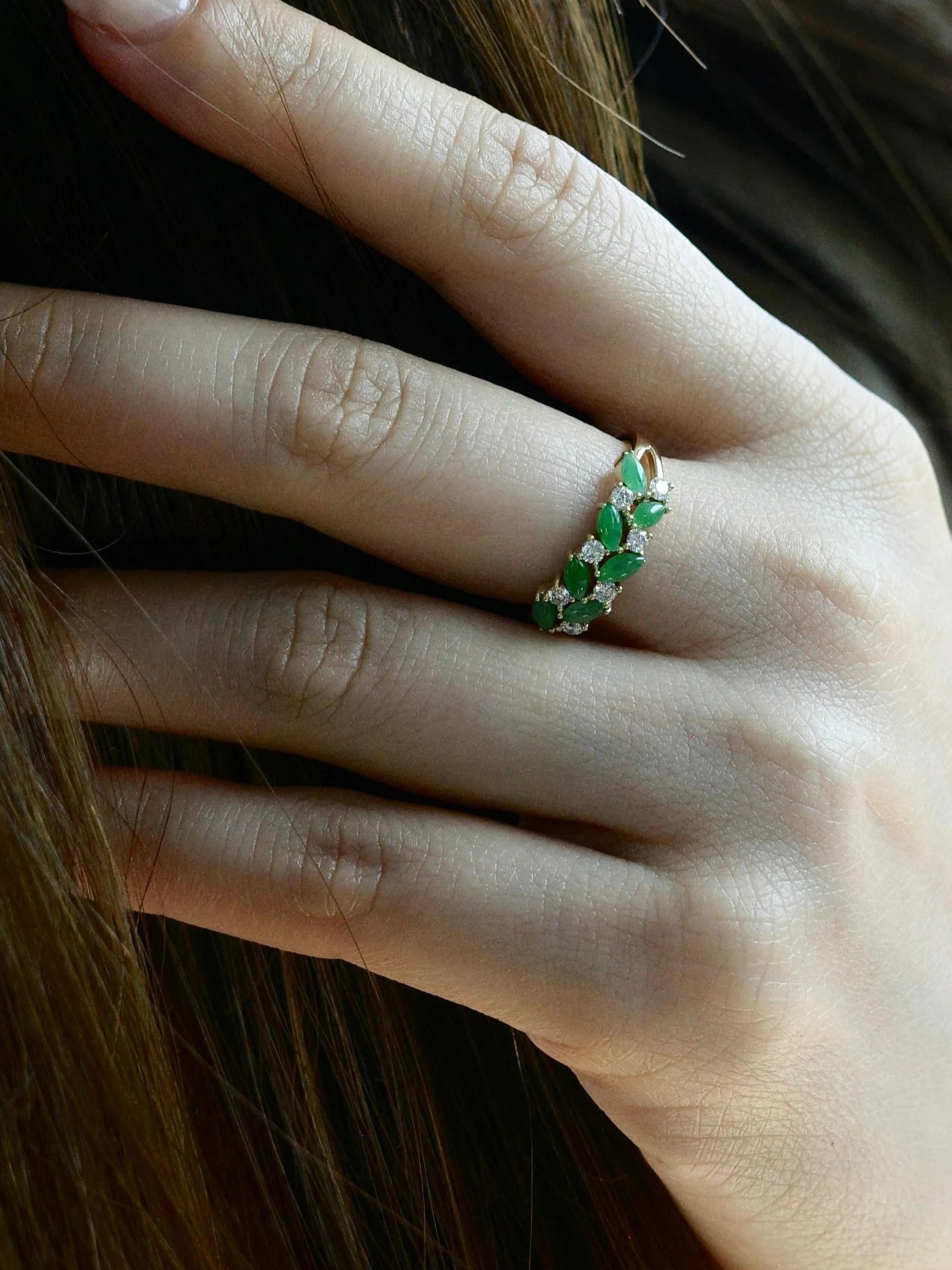 En vente :  Bague en or jaune 14K en jade vert naturel et diamant, bijoux en jadéite pour femme 4