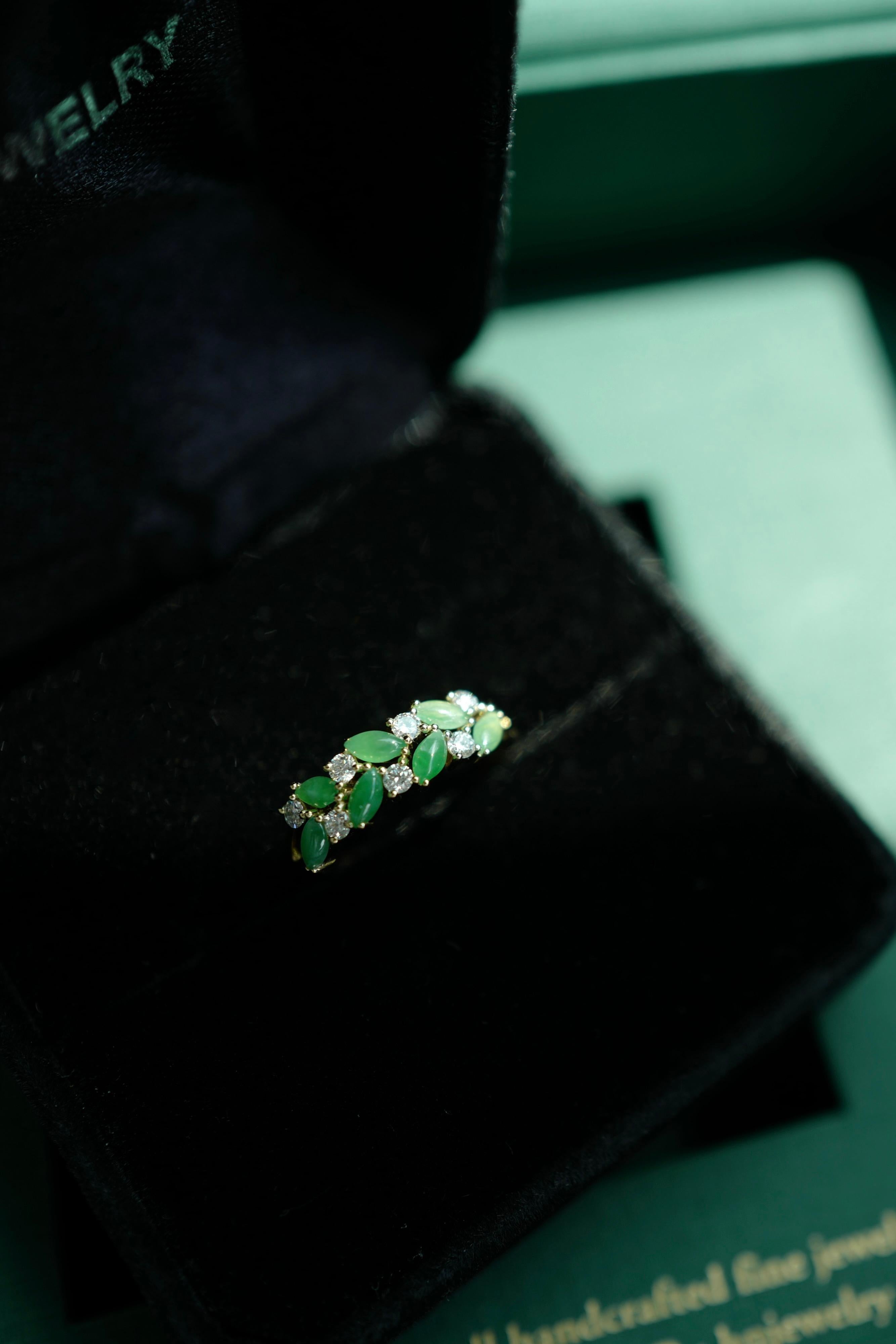 En vente :  Bague en or jaune 14K en jade vert naturel et diamant, bijoux en jadéite pour femme 8