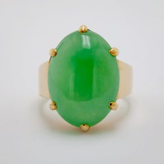 Natural Green Jadeite Jade “GIA Report Certified” Yellow Gold Ring