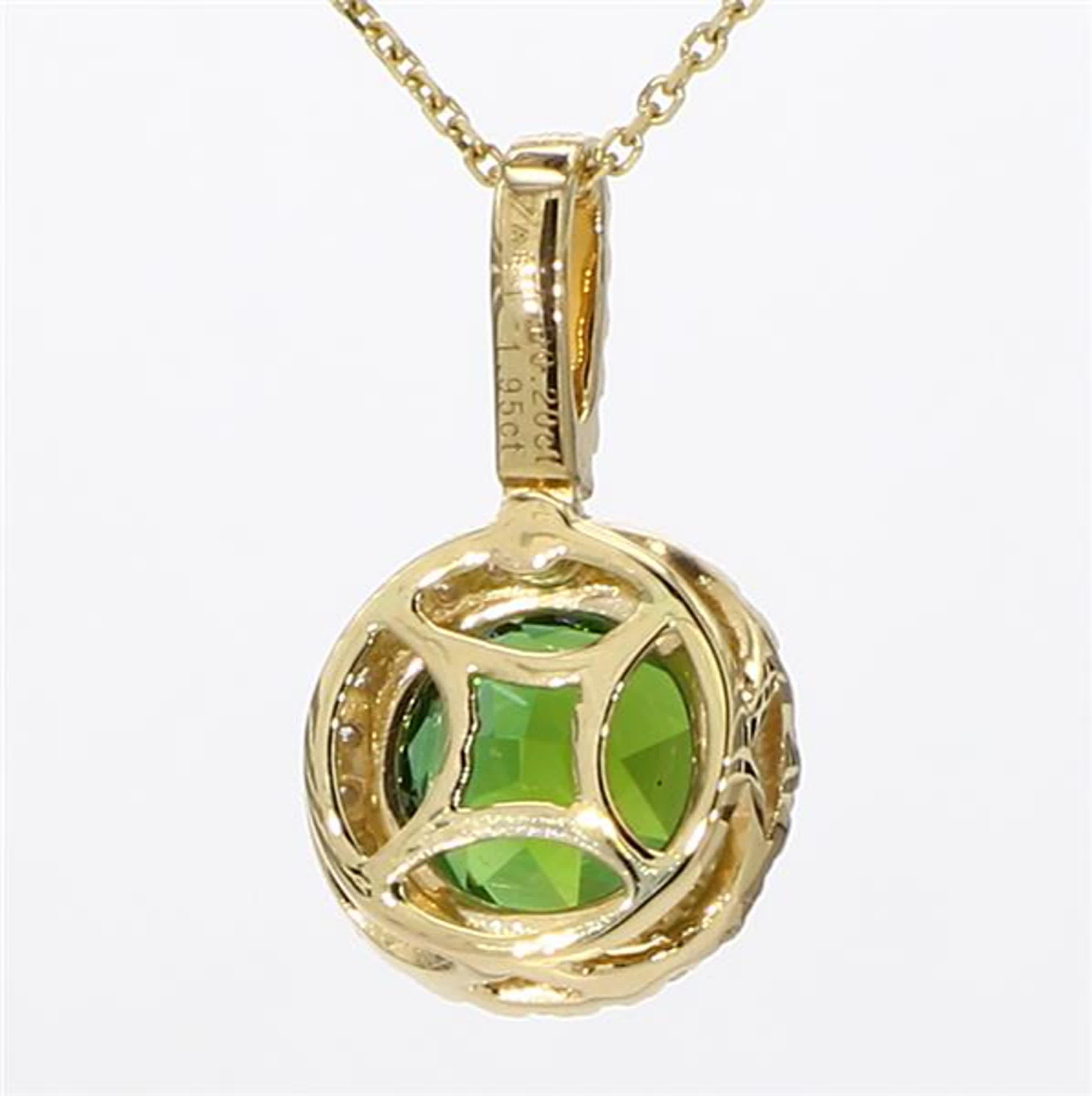 Natural Green Oval Tourmaline and White Diamond 2.15 Carat TW Gold Pendant In New Condition For Sale In New York, NY