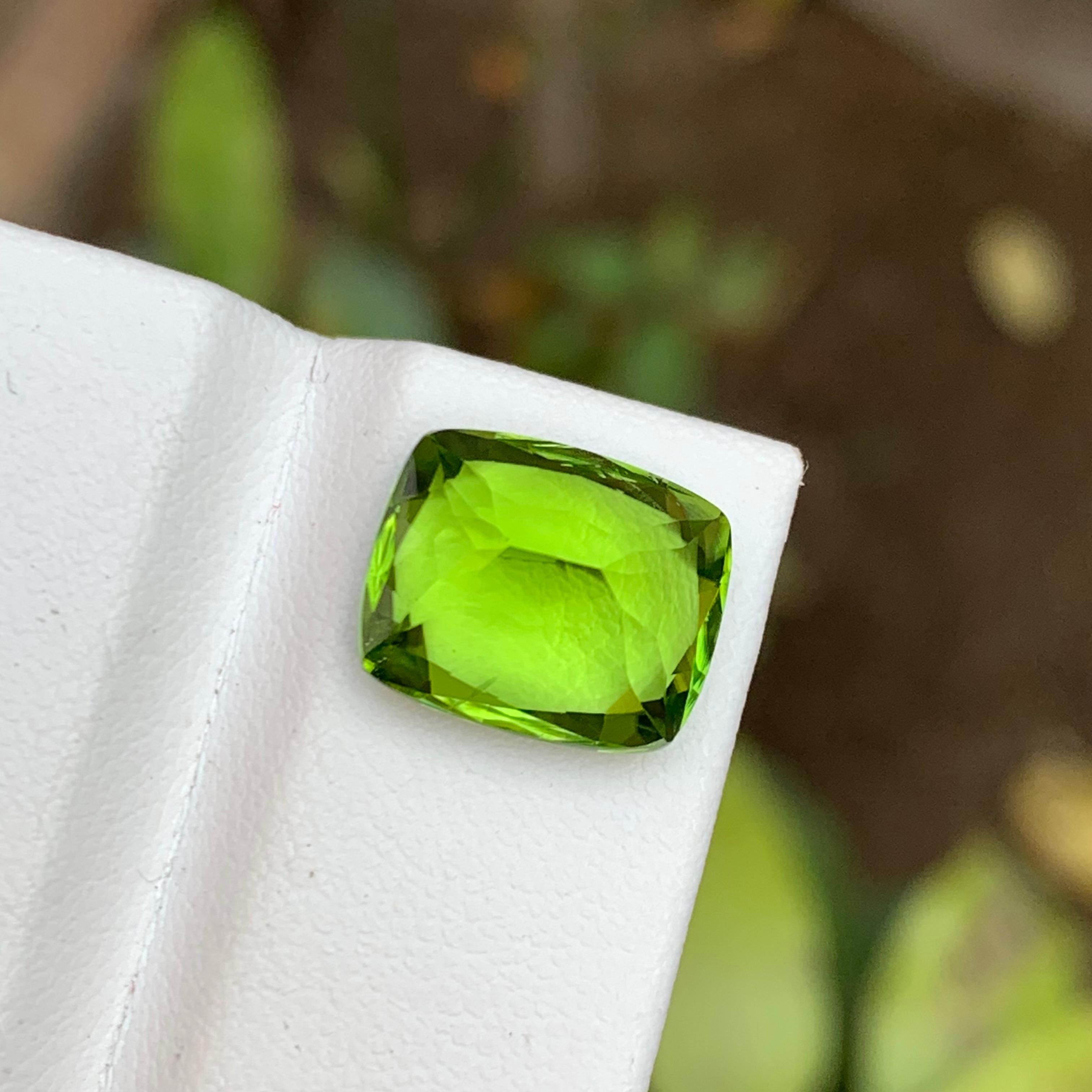 Contemporary Natural Green Peridot Gemstone, 7 Carat Fancy Cushion Cut-Pendant, Jewelry Pak For Sale