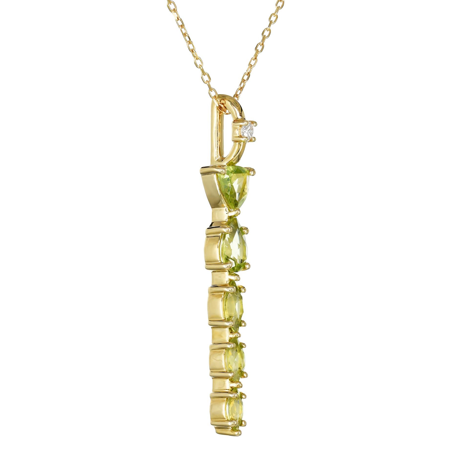 Colgante de oro amarillo de 14 quilates con diamantes y piedra de peridoto verde natural de 1,34 quilates Corte mixto en venta