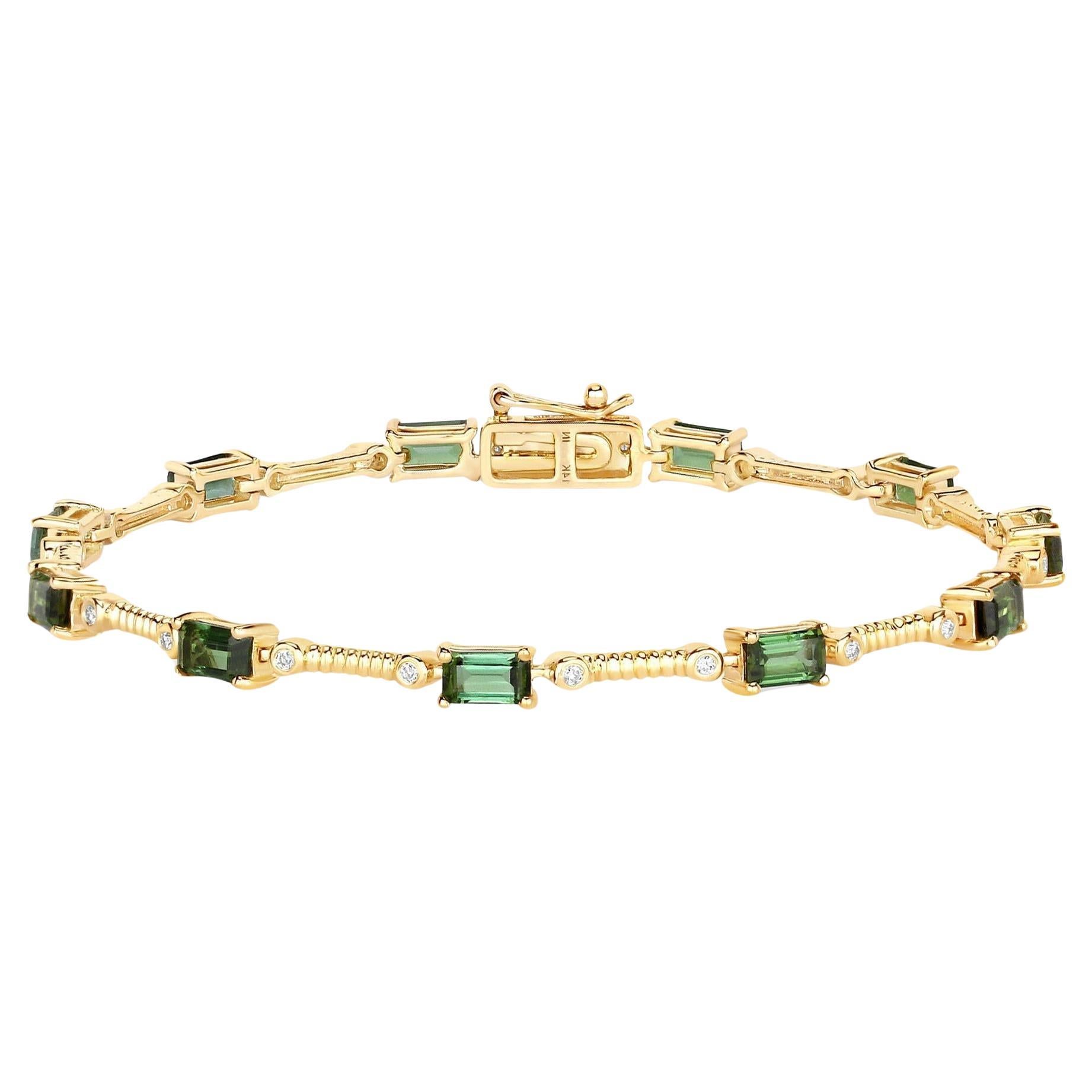 Natural Green Tourmaline and Diamond Link Bracelet 3.25 Carats 14k Yellow Gold For Sale