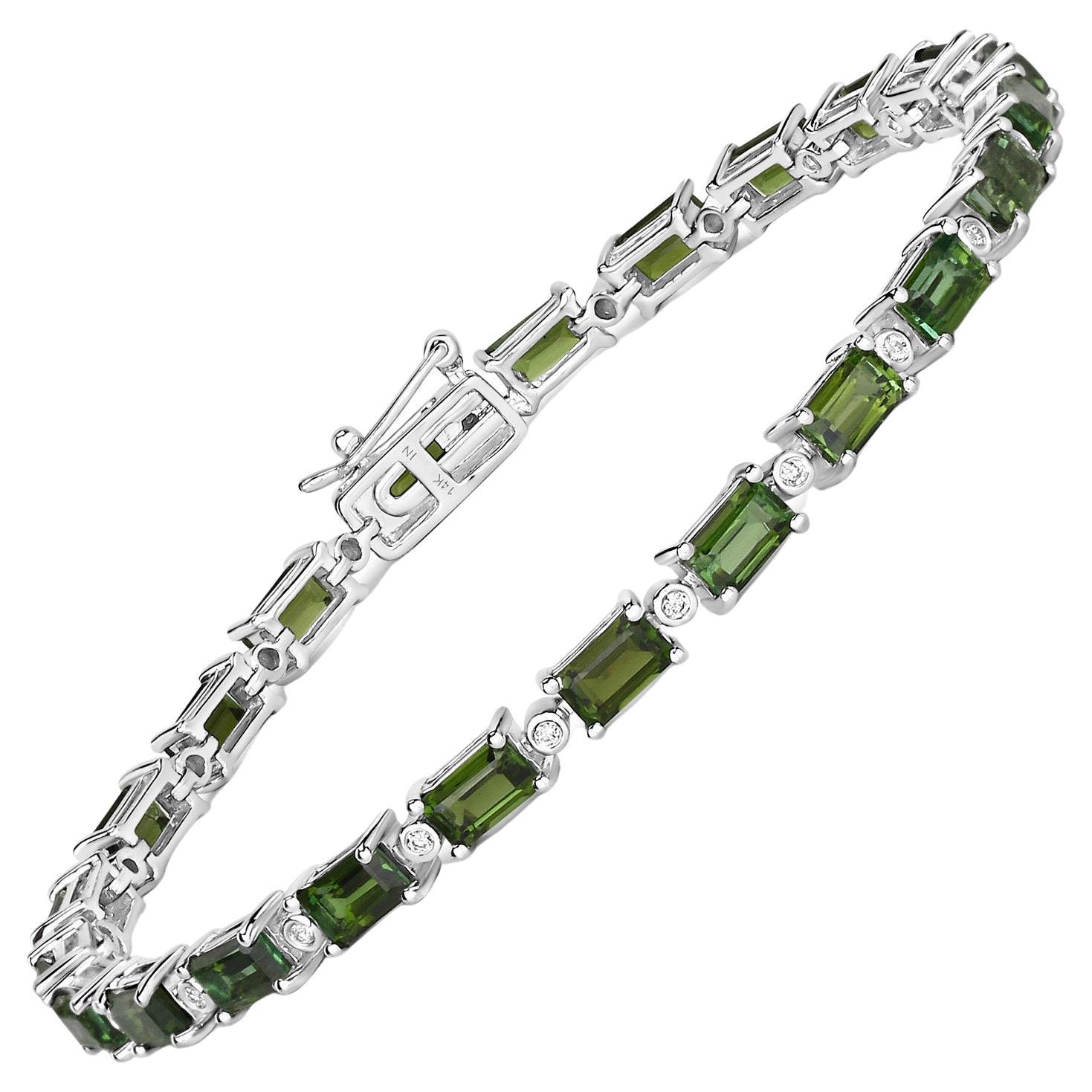 Contemporary Natural Green Tourmaline and Diamond Tennis Bracelet 7.50 Carats 14k White Gold For Sale