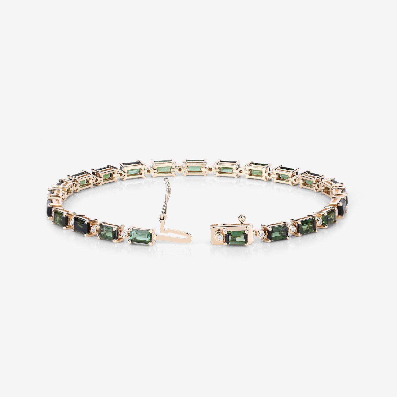 Natural Green Tourmaline and Diamond Tennis Bracelet 7.50 Carats 14k Yellow Gold In Excellent Condition For Sale In Laguna Niguel, CA